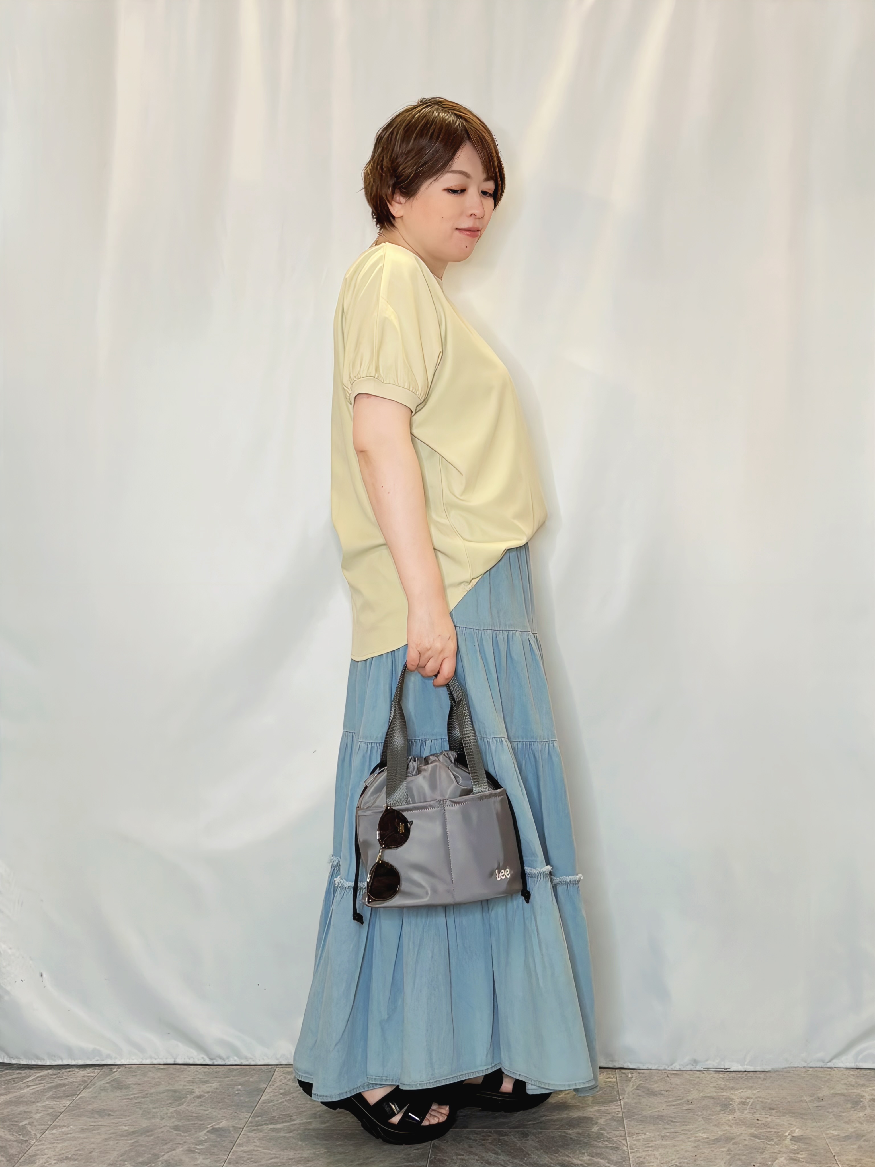 たみさんの「SHOO･LA･RUE｜【洗濯後しわになりにくい】インせず着られる さらっとタッチのドルマンブラウス」を使ったコーディネート
