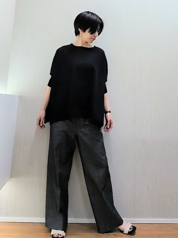 ミズタさんの「UNTITLED｜【アンサンブル可/洗える】シアーレーヨンニット」を使ったコーディネート