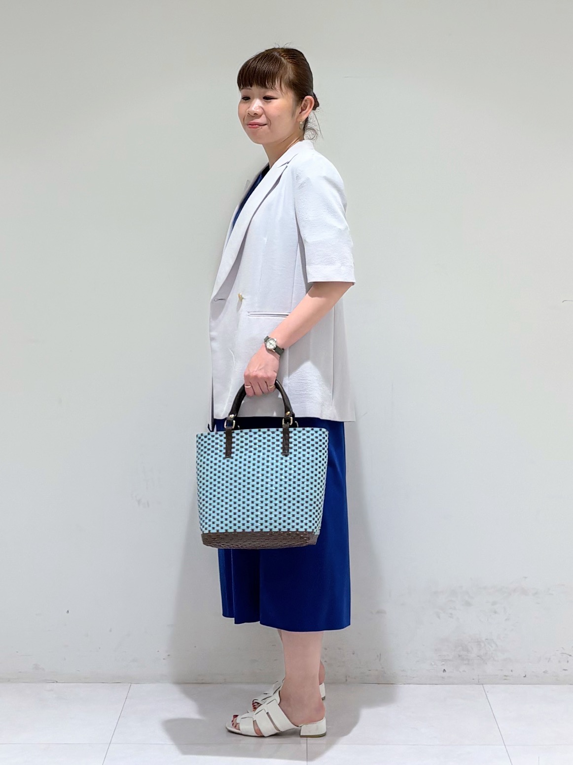 tsuyuさんの「INDIVI｜【着る日傘】ハーフスリーブダブルジャケット」を使ったコーディネート