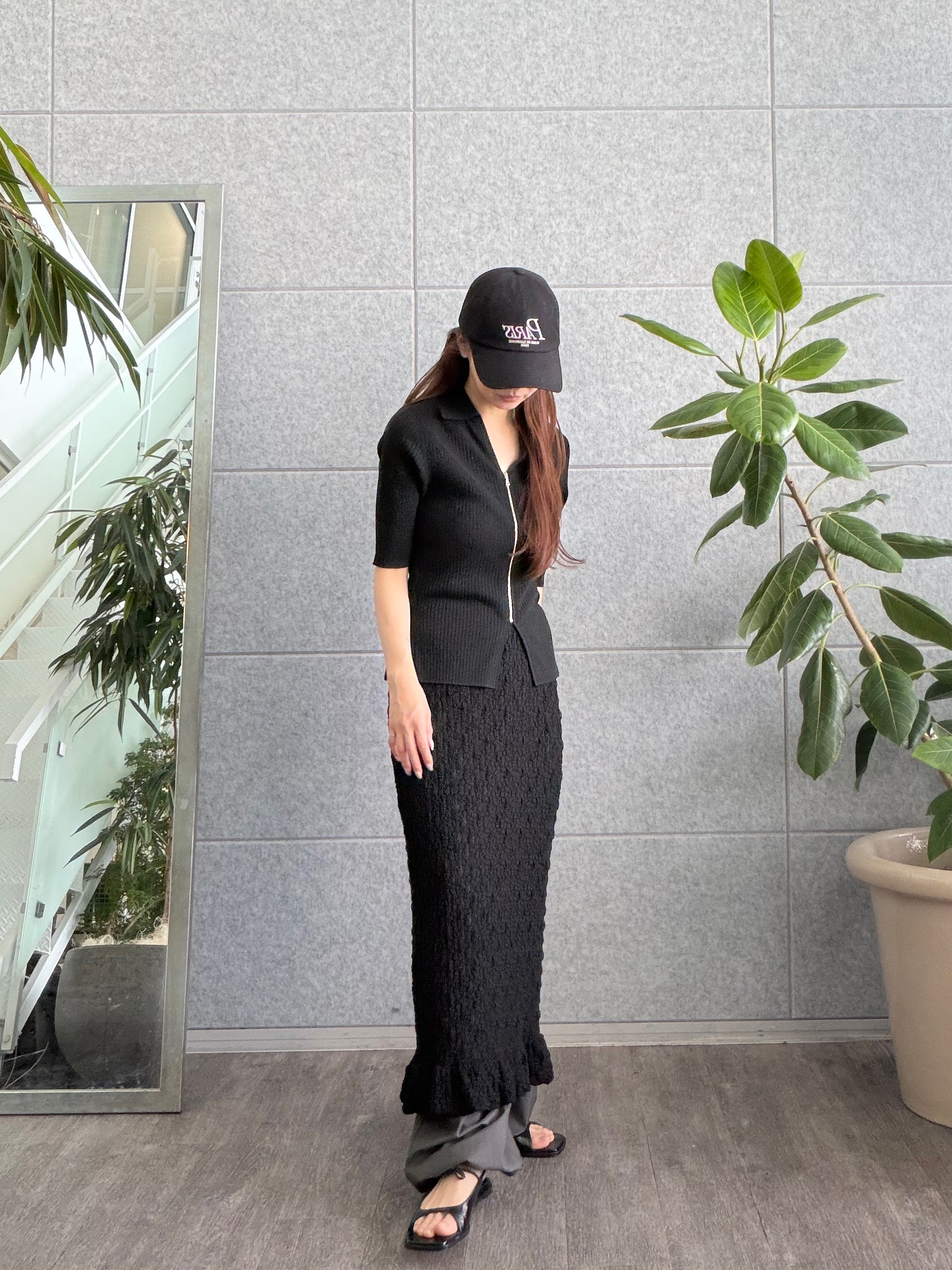 kanamiさんの「CODE A｜sensual lace tight skirt」を使ったコーディネート