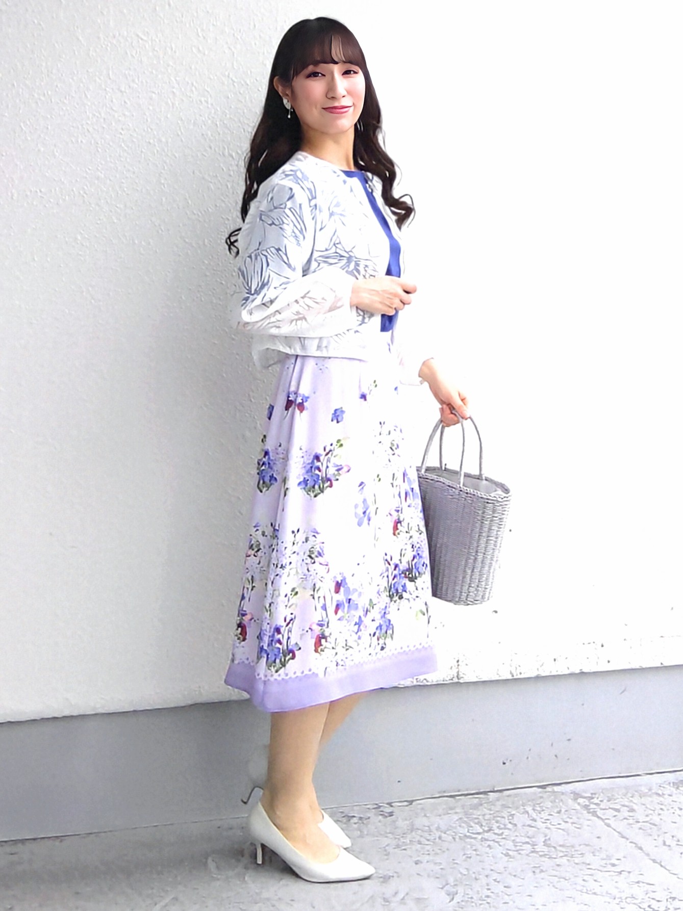 keinaさんの「SunaUna｜多色花柄プリントスカート」を使ったコーディネート