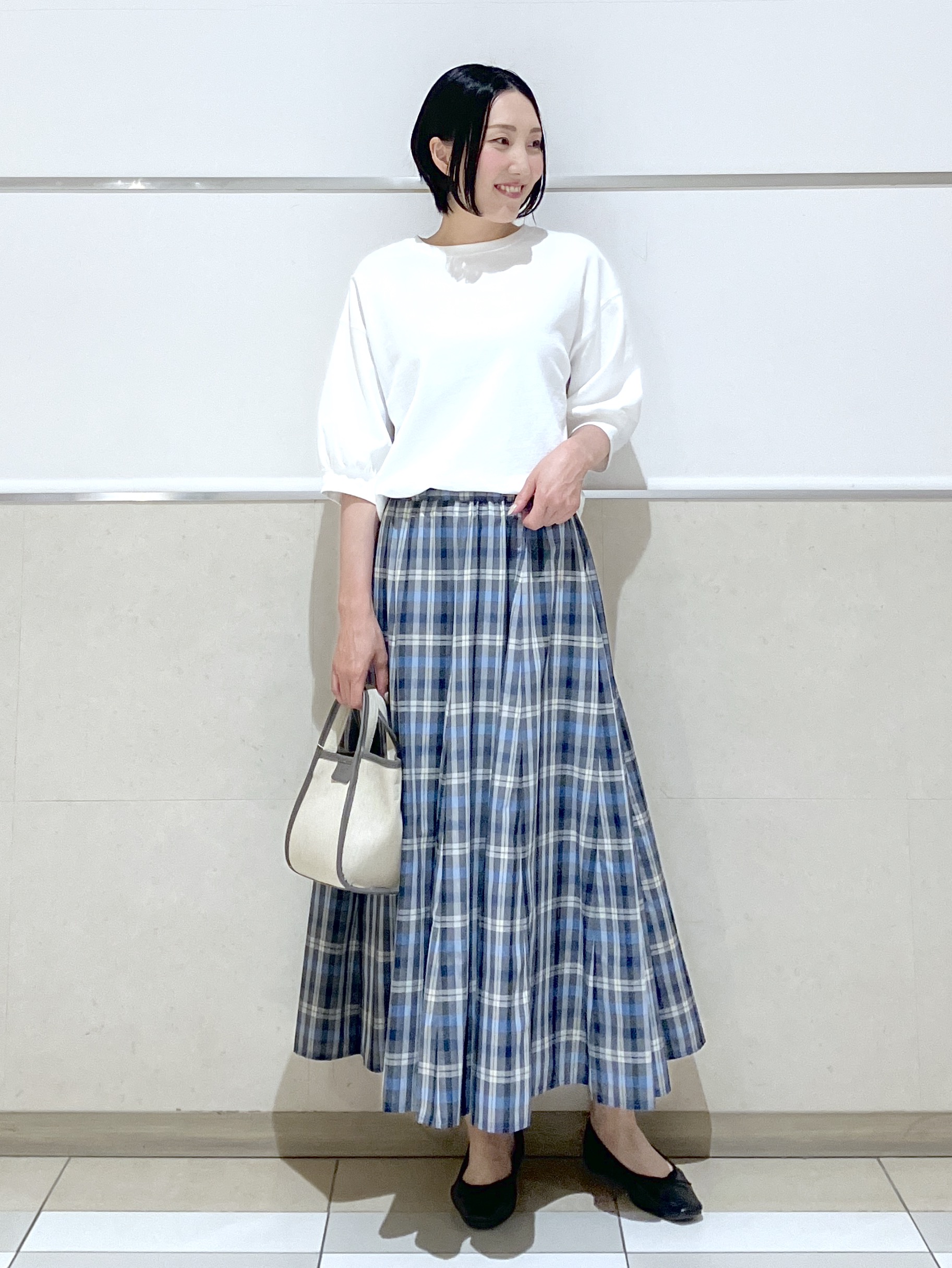 eriko さんの「Dessin｜【360度可愛い】バックヘンリーカットソー5分袖」を使ったコーディネート