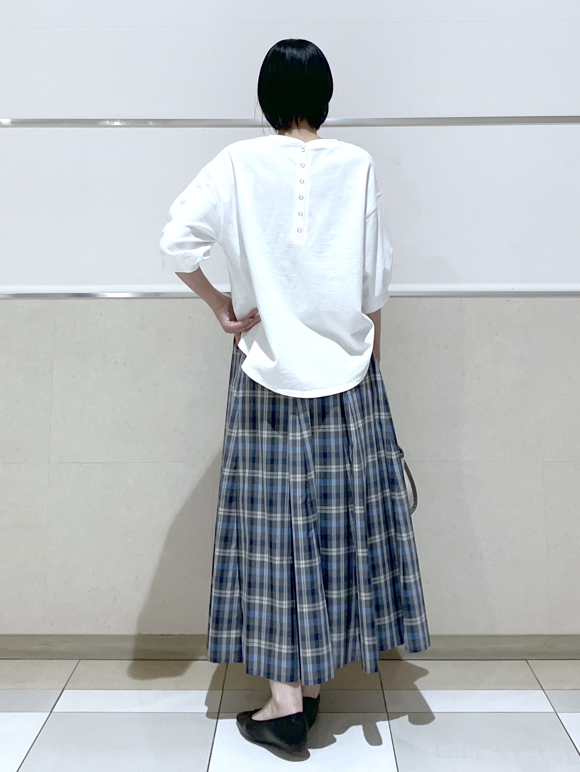 eriko さんの「Dessin｜【360度可愛い】バックヘンリーカットソー5分袖」を使ったコーディネート