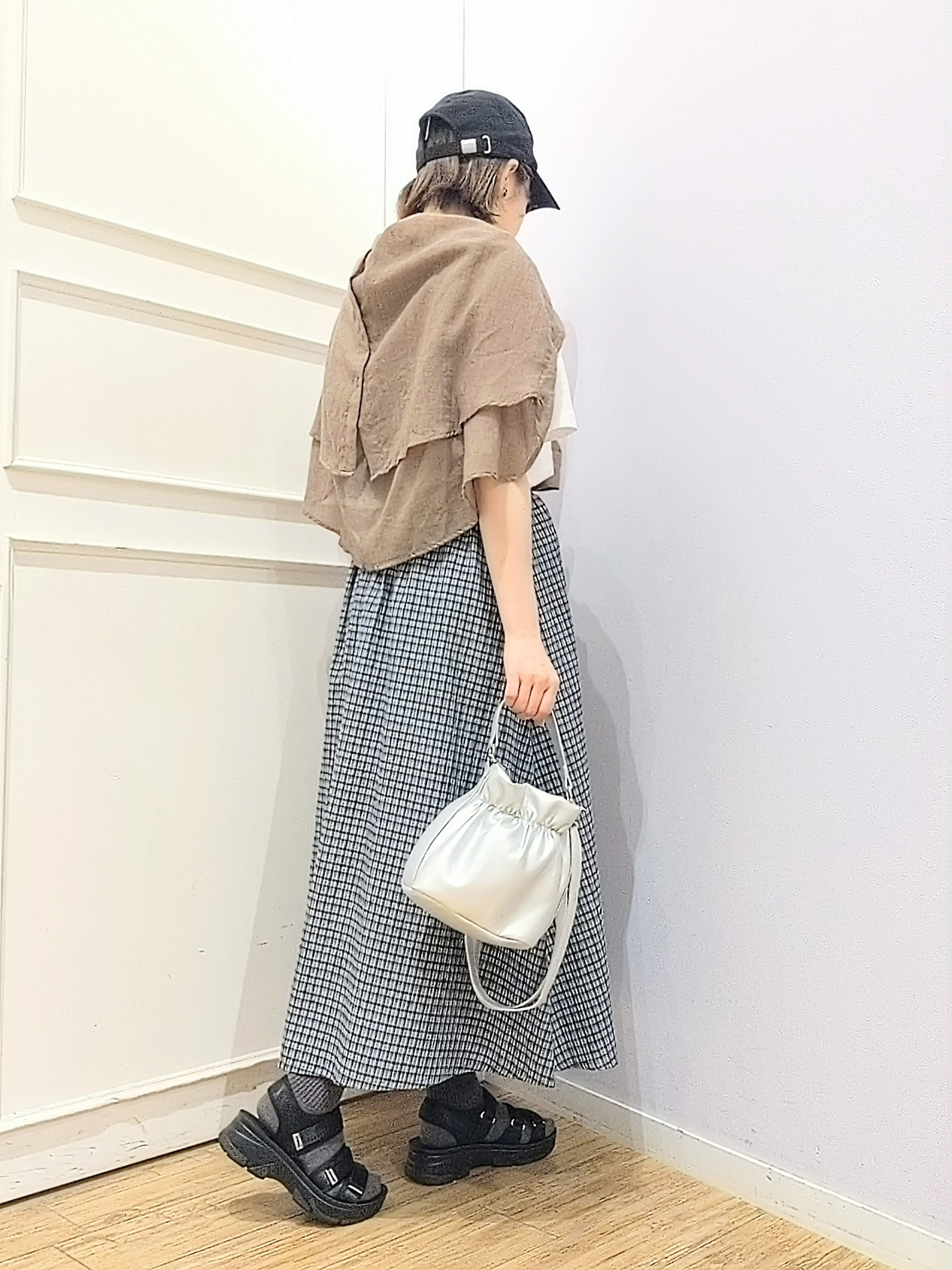 miomioさんの「SHOO･LA･RUE｜【綿100％/S-LL/プチプラ】選べる3柄 プリントアソートTシャツ」を使ったコーディネート
