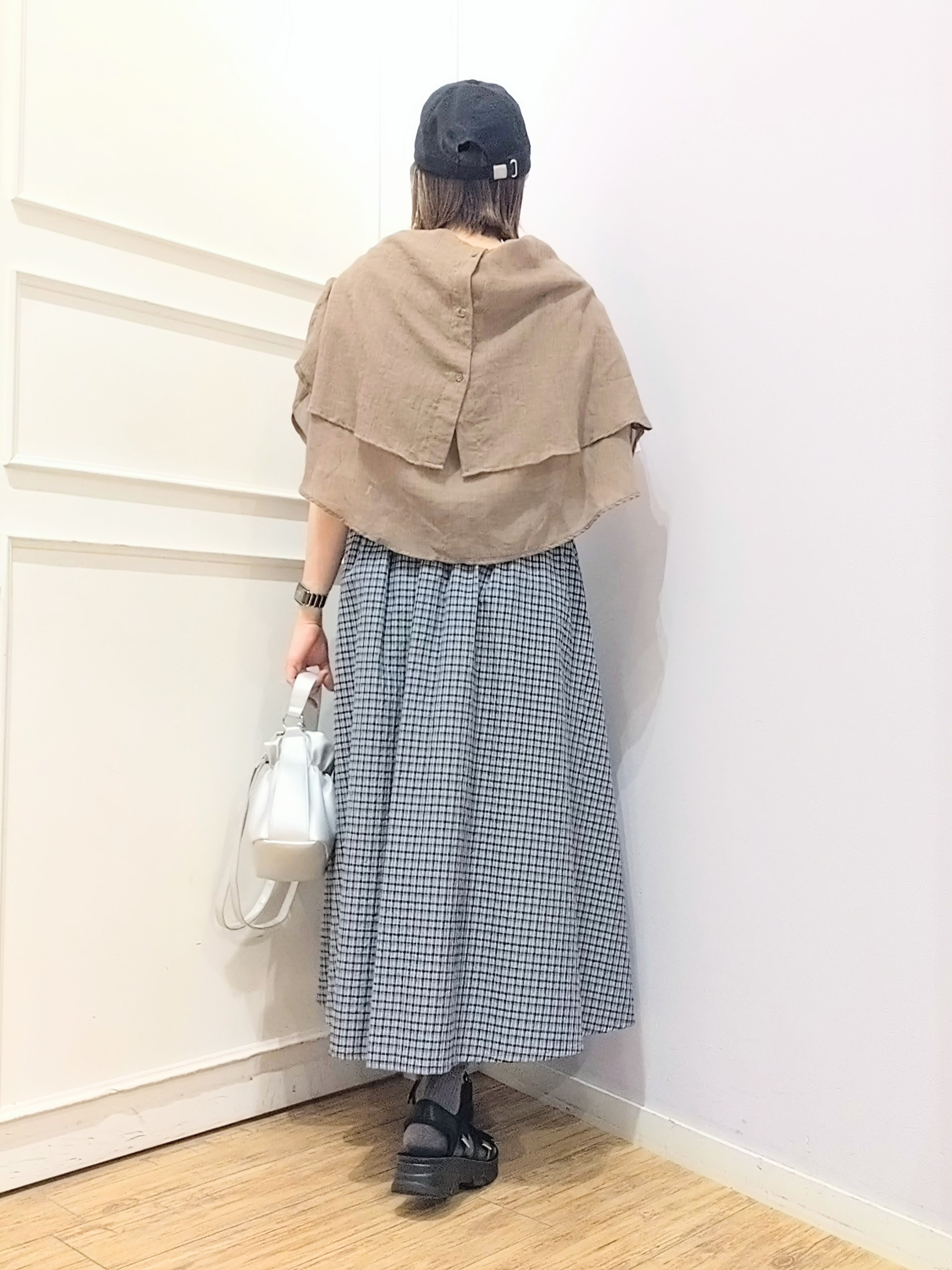 miomioさんの「SHOO･LA･RUE｜【綿100％/S-LL/プチプラ】選べる3柄 プリントアソートTシャツ」を使ったコーディネート