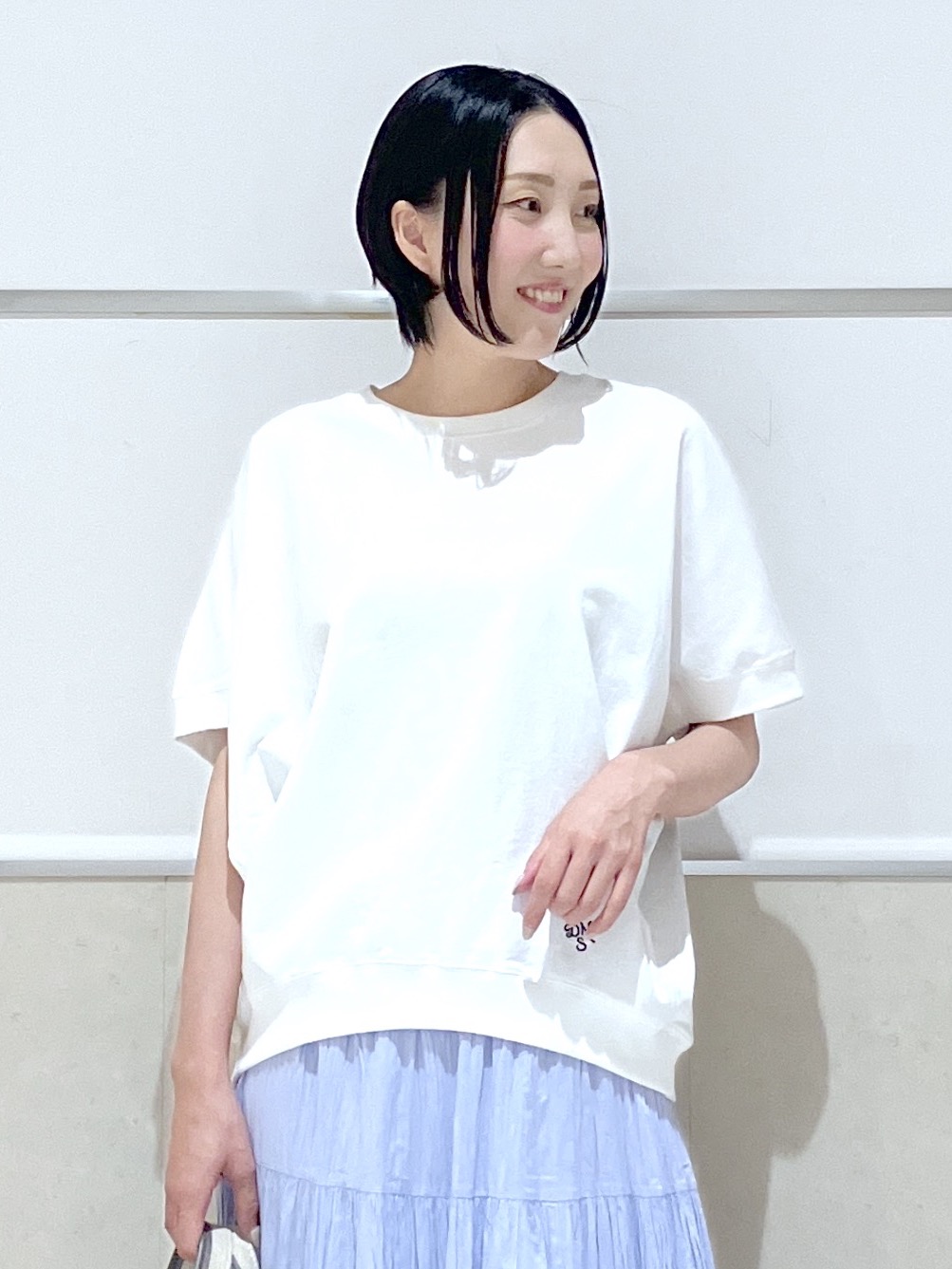 eriko さんの「Dessin｜【洗える】ミニ裏毛ドルマンスリーブプルオーバー」を使ったコーディネート