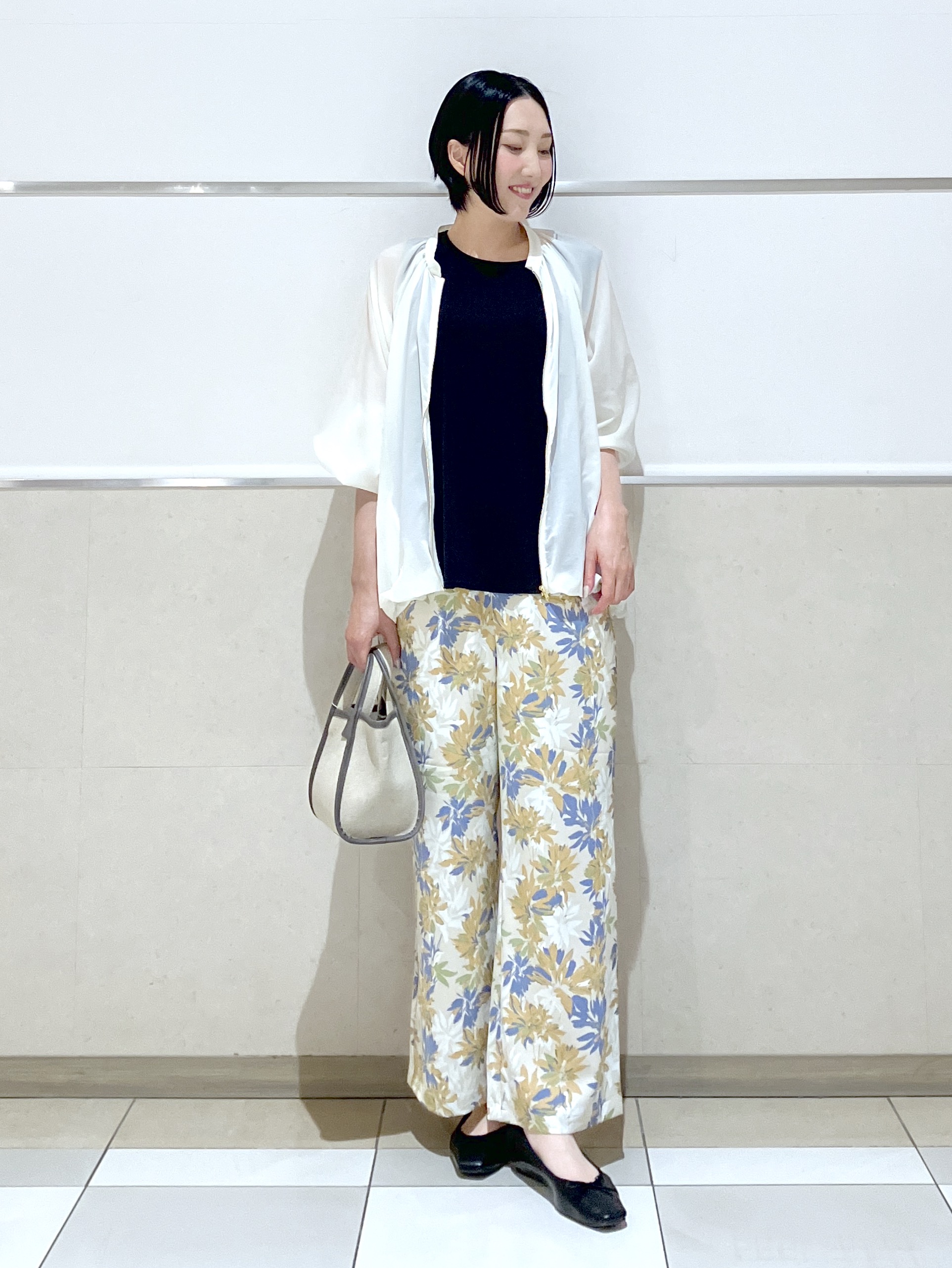 eriko さんの「Dessin｜【洗える】シアーナイロンジップブルゾン」を使ったコーディネート