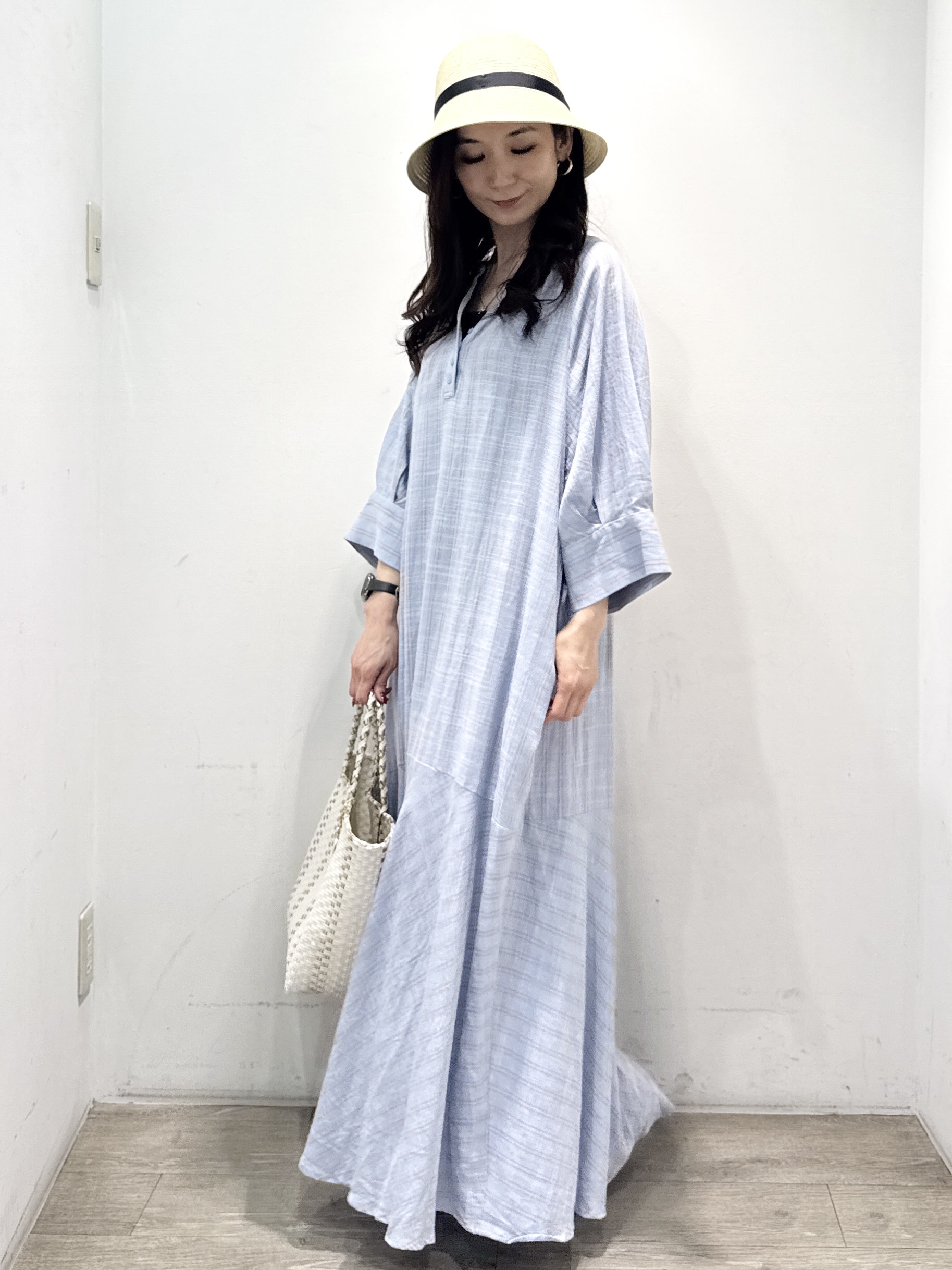 yuicciさんの「OPAQUE.CLIP｜キーネックロングワンピース【洗える】」を使ったコーディネート