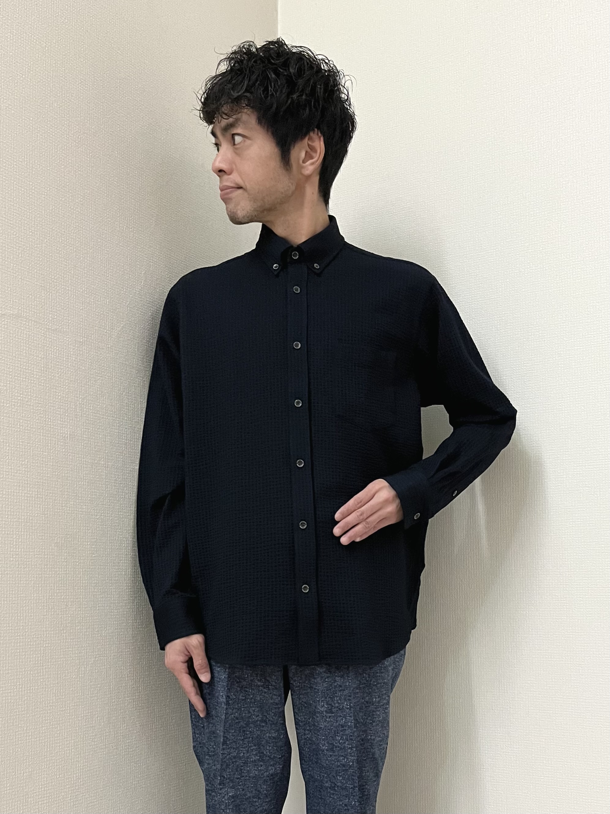 URAさんの「TAKEO KIKUCHI｜【抗菌防臭】COOL DOTS（R）ドビープリント パンツ」を使ったコーディネート