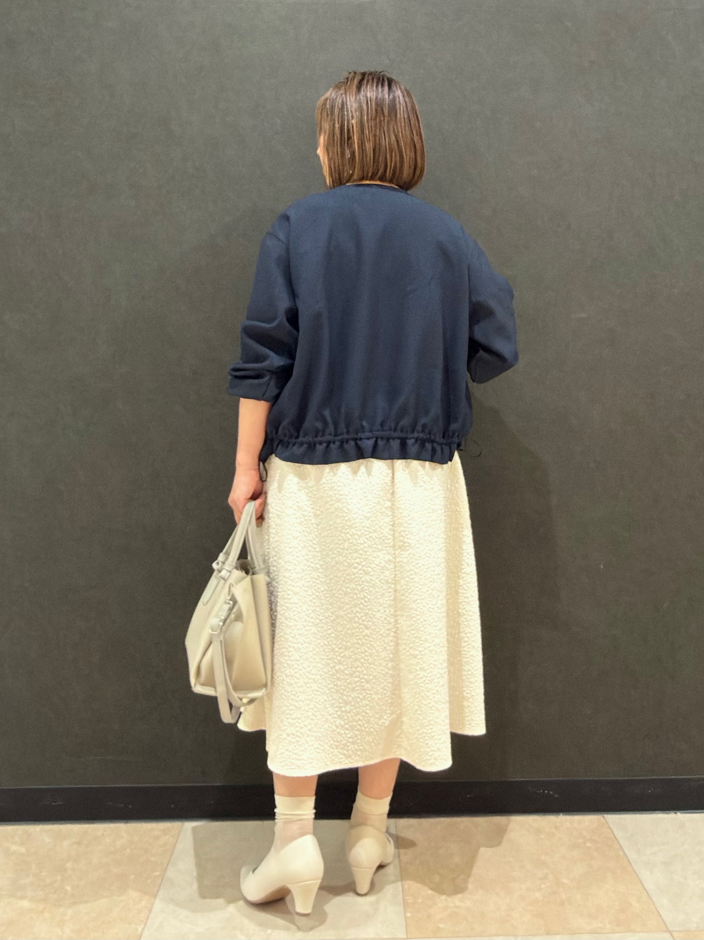 Megさんの「SHOO･LA･RUE｜【S-LL/二の腕カバー】品よく隠せる ドット刺繍5分袖ニット」を使ったコーディネート