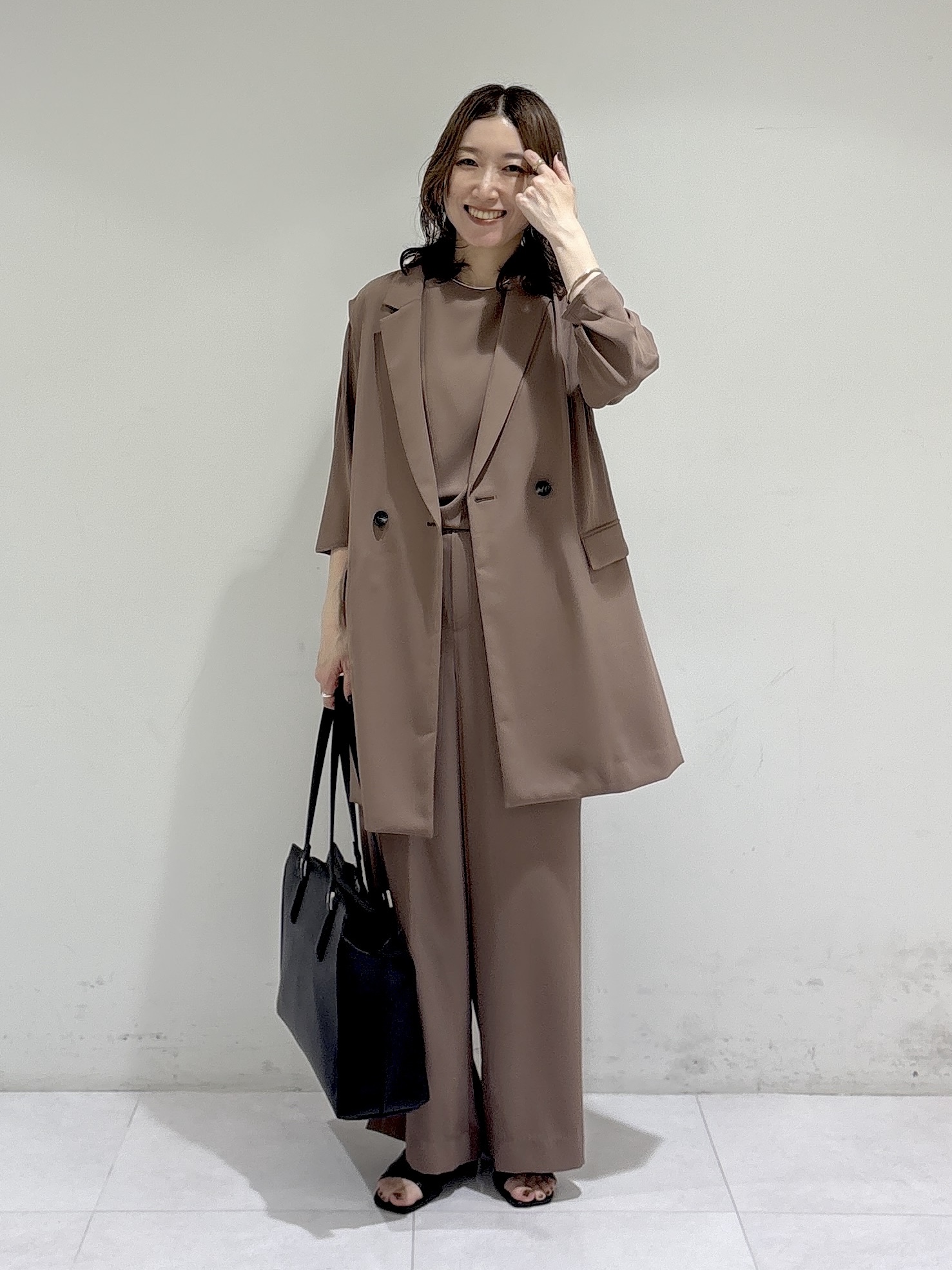 kotakiさんの「INDIVI｜【接触冷感／透湿／着る日傘】颯爽ジレジャケット」を使ったコーディネート