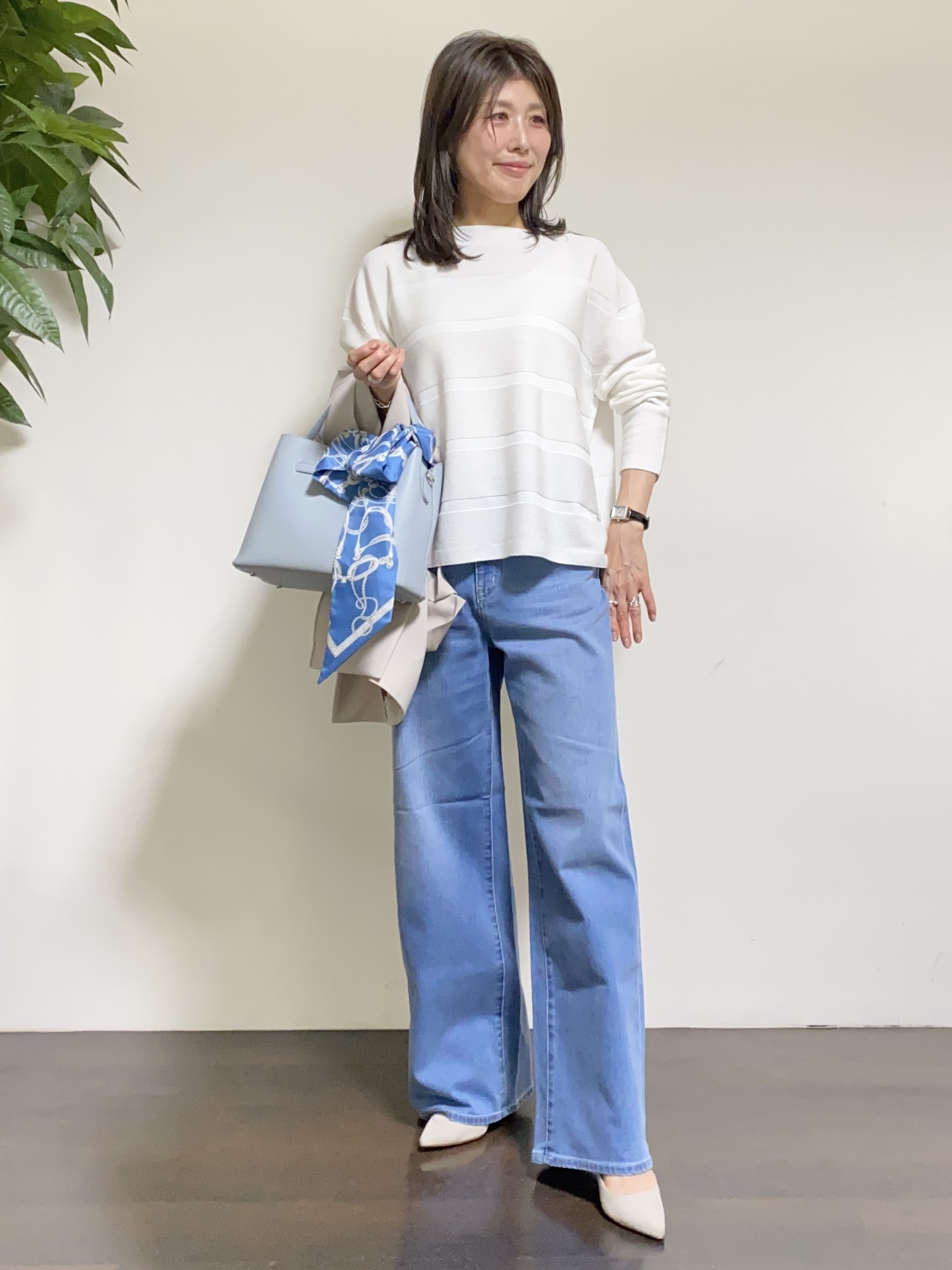 tomoさんの「UNTITLED｜【新色追加/セットアップ可】エアリー ダブルブレストジャケット」を使ったコーディネート