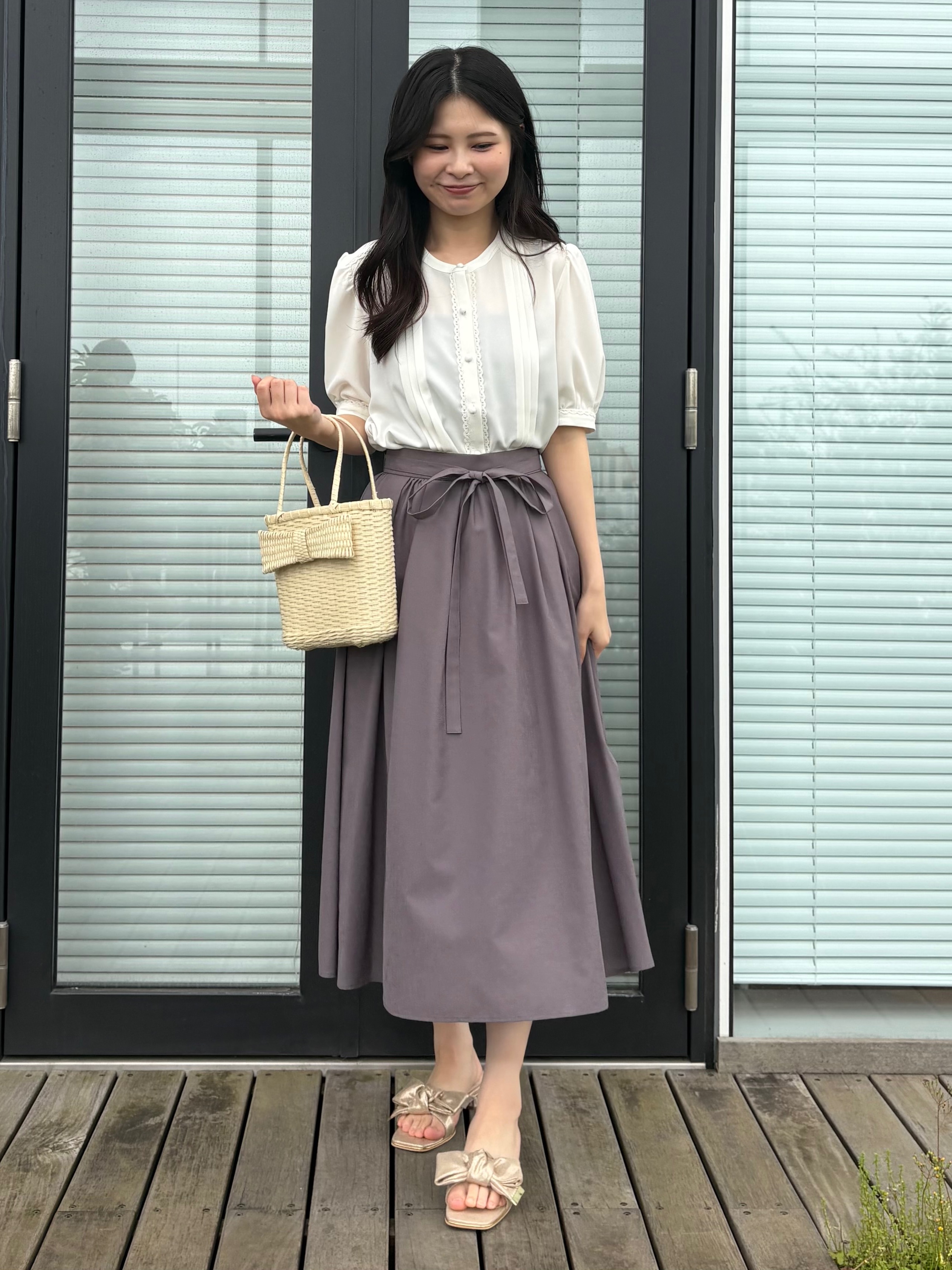 AOIさんの「Couture brooch｜【洗える】ピンタック ブラウス」を使ったコーディネート
