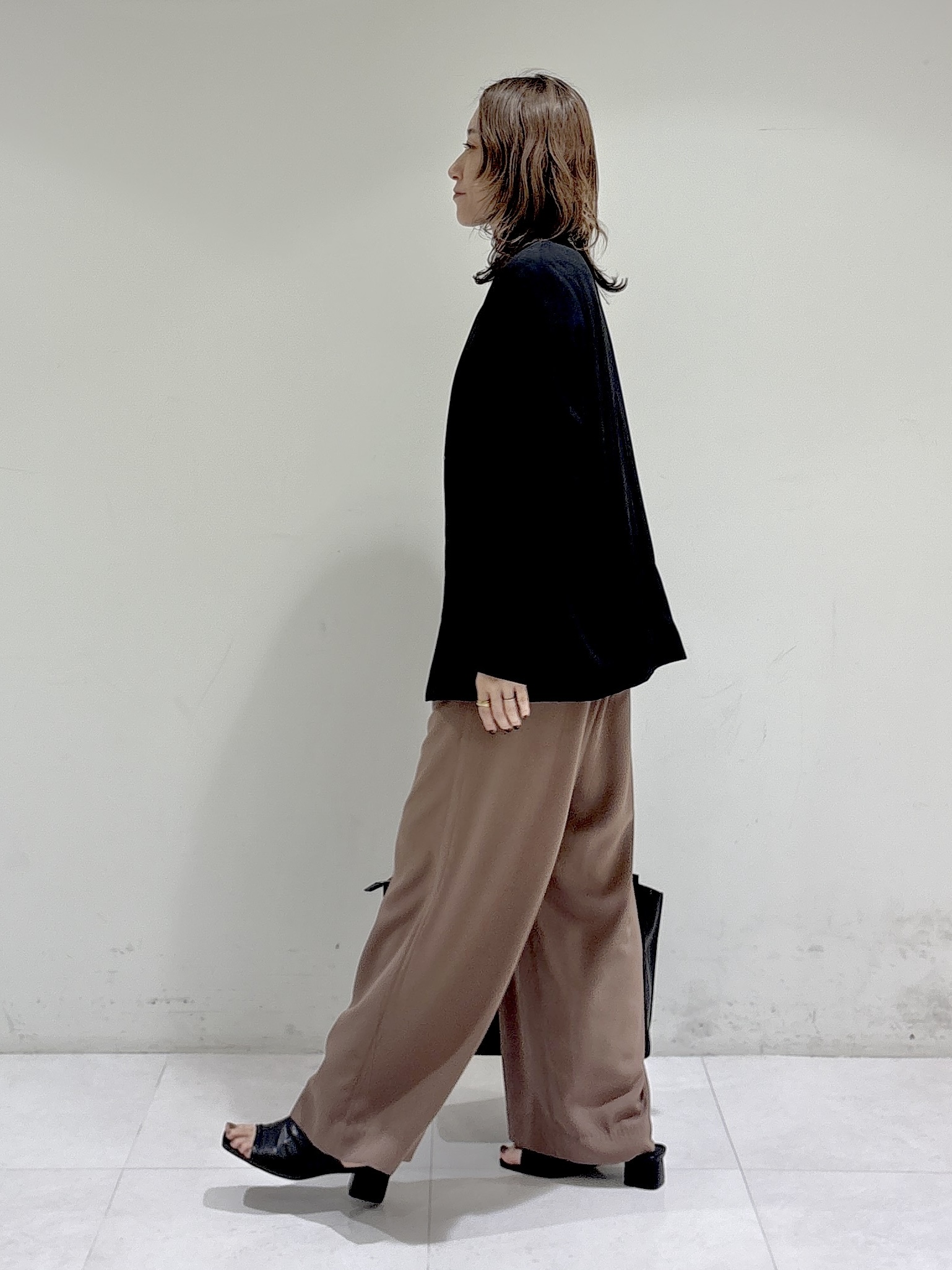 kotakiさんの「INDIVI｜【接触冷感／透湿／着る日傘】ノーカラージャケット」を使ったコーディネート