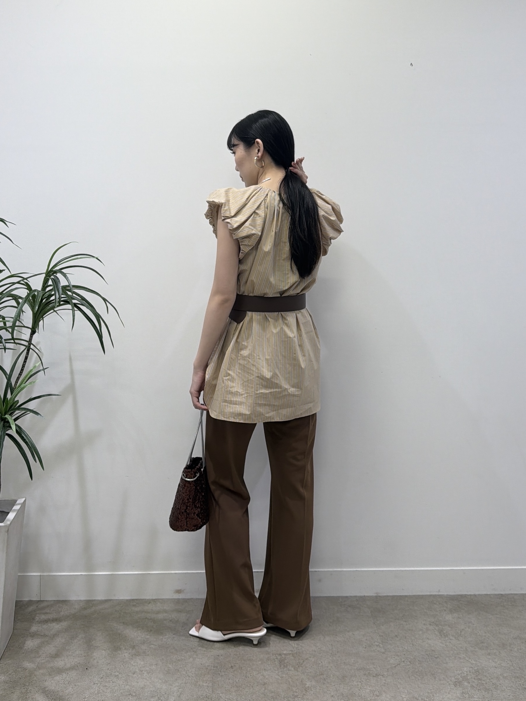 rinaさんの「INDIVI｜タイプライターパフショルシャツ」を使ったコーディネート