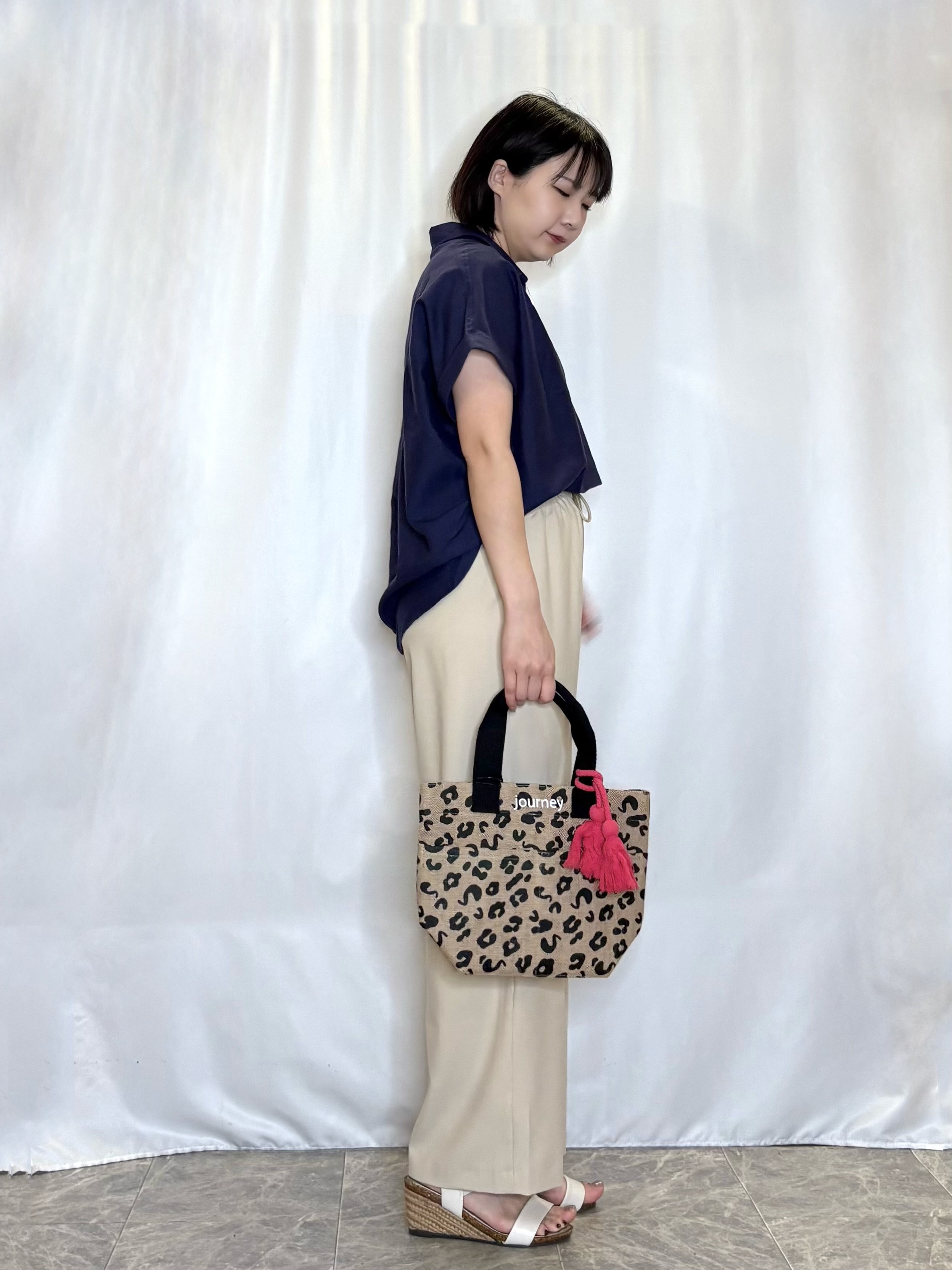 ネリさんの「SHOO･LA･RUE｜【UV/吸水速乾/抗菌防臭】インせず着られる フレンチリネンスキッパーシャツ」を使ったコーディネート