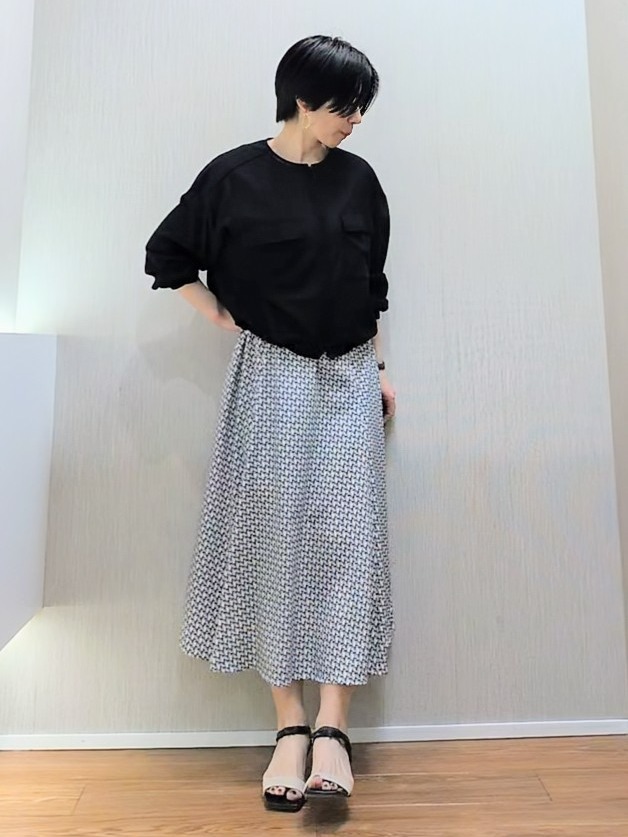 ミズタさんの「UNTITLED｜◆【洗える】シアーブルゾン」を使ったコーディネート