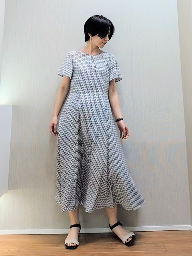 ミズタさんの「UNTITLED｜◆【洗える】シアーブルゾン」を使ったコーディネート