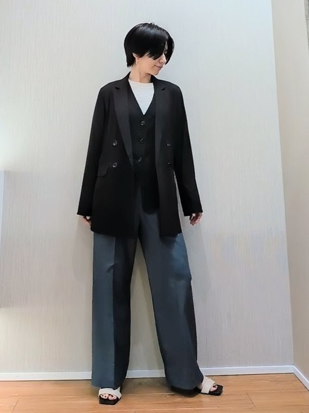 ミズタさんの「UNTITLED｜◆【セットアップ可/接触冷感/通気性】ドライシアーダブルジャケット」を使ったコーディネート