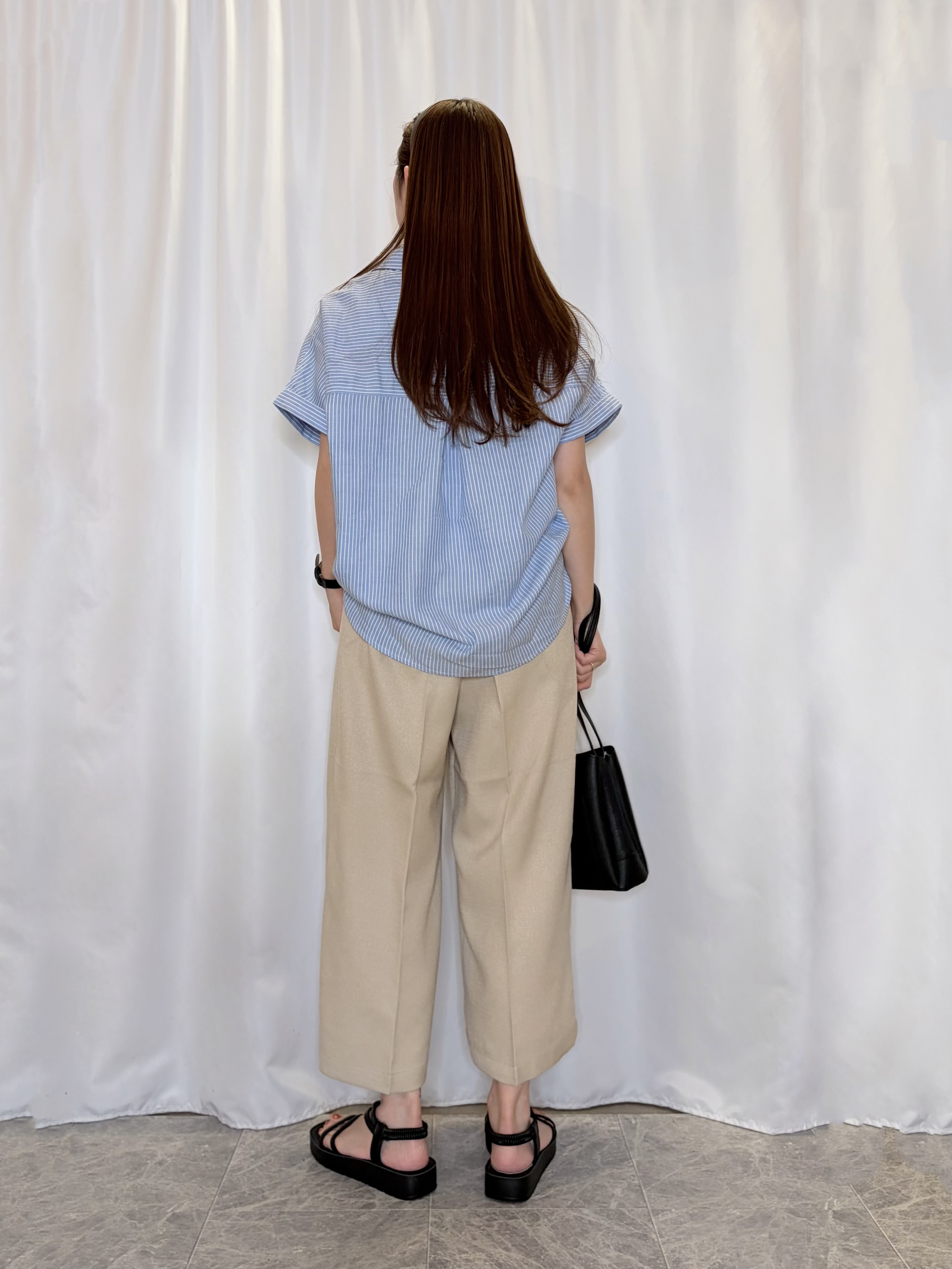 おうめさんの「SHOO･LA･RUE｜【UV/吸水速乾/抗菌防臭】インせず着られる フレンチリネンスキッパーシャツ」を使ったコーディネート