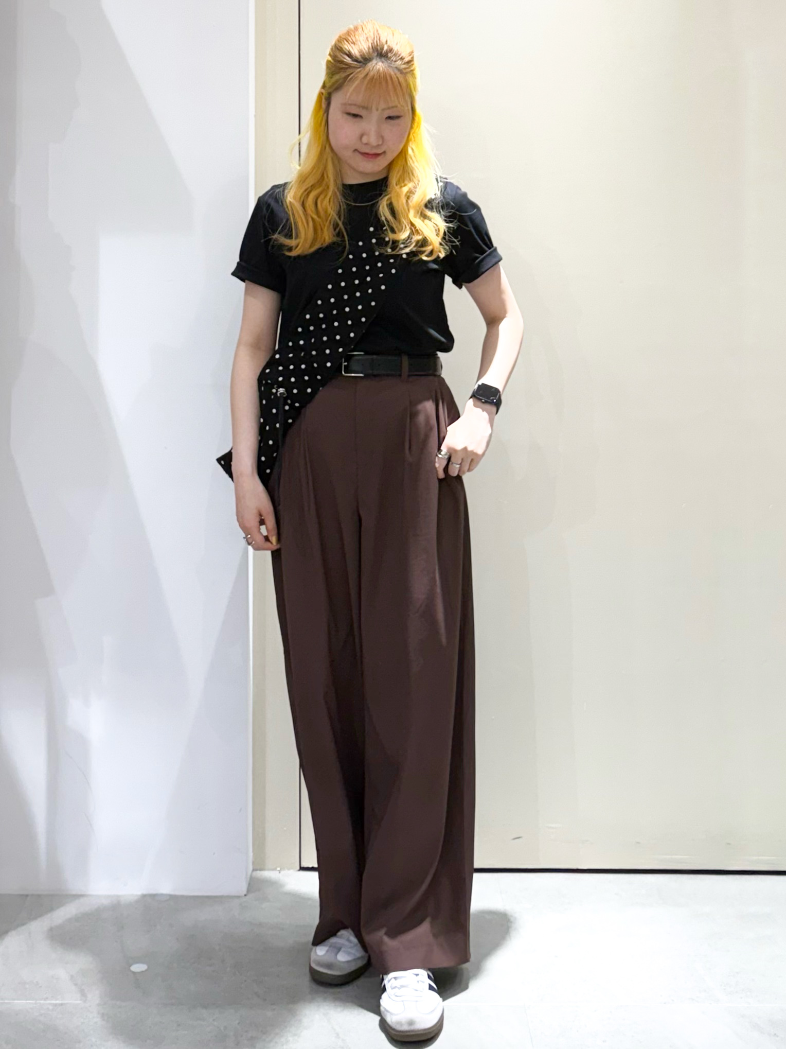 sayaさんの「OPAQUE.CLIP｜オーガニックコットン混ベーシックTシャツ【洗濯機OK】《SS～LL》」を使ったコーディネート