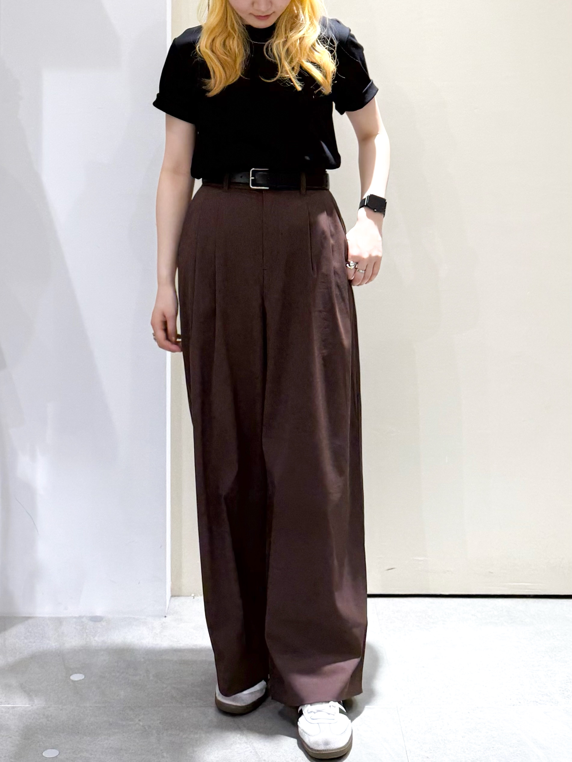 sayaさんの「OPAQUE.CLIP｜オーガニックコットン混ベーシックTシャツ【洗濯機OK】《SS～LL》」を使ったコーディネート