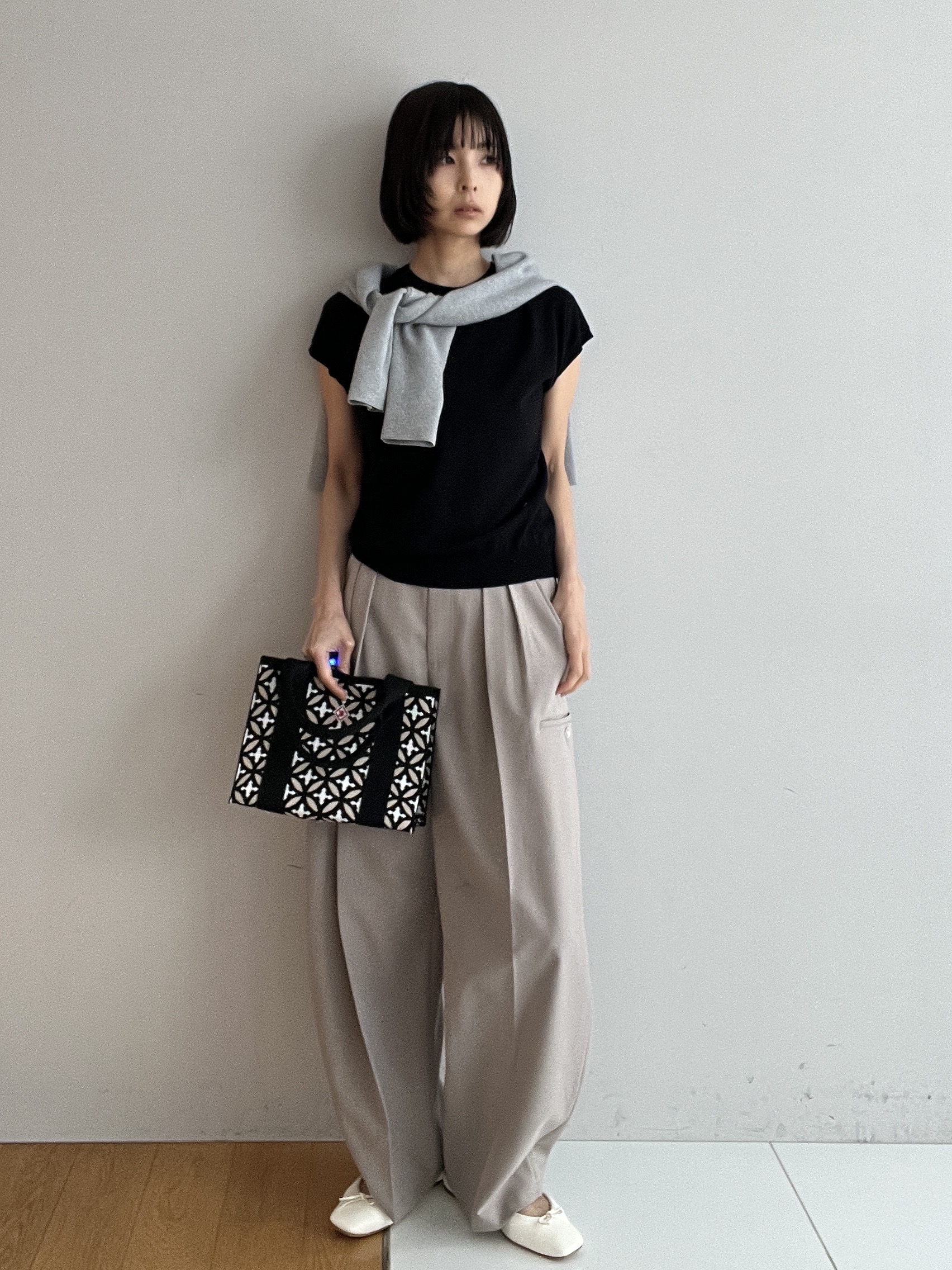 misaさんの「DRESSTERIOR｜【接触冷感/ウォッシャブル/otonaMUSE5月号掲載】カービーカーゴパンツ」を使ったコーディネート