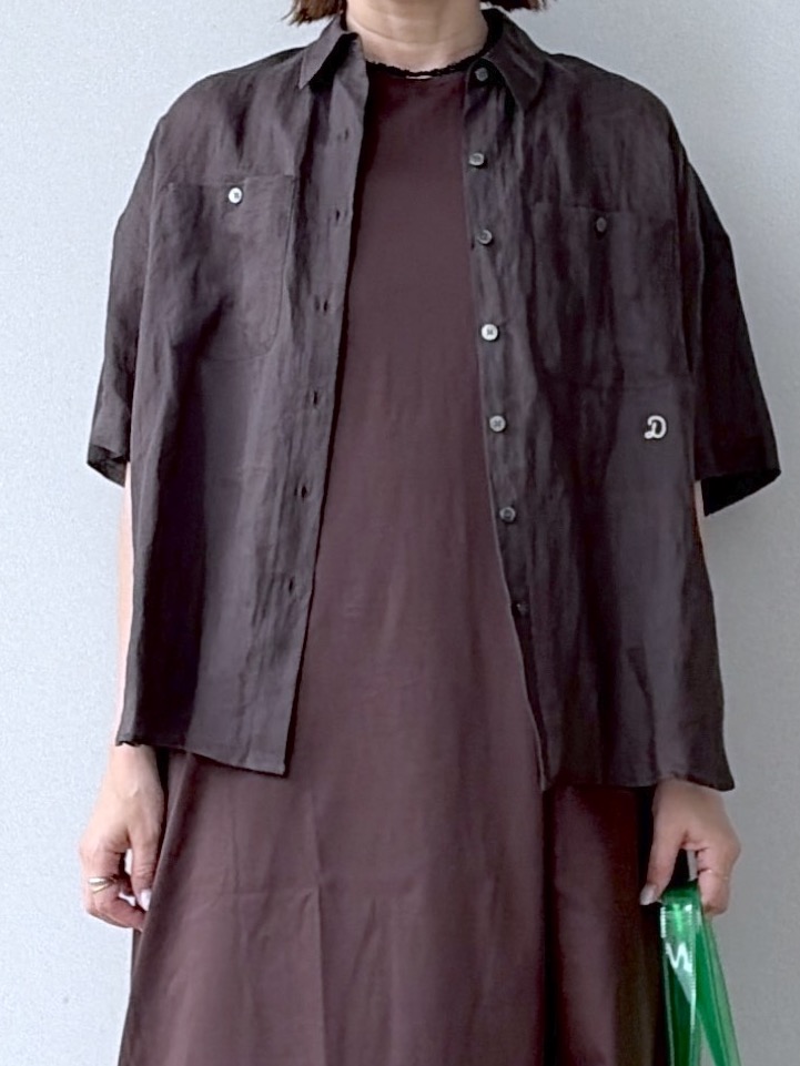 yoshikadoさんの「DRESSTERIOR｜【接触冷感／抗菌防臭／消臭/ウォッシャブル】アイスクリアコットン フレンチスリーブワンピース」を使ったコーディネート