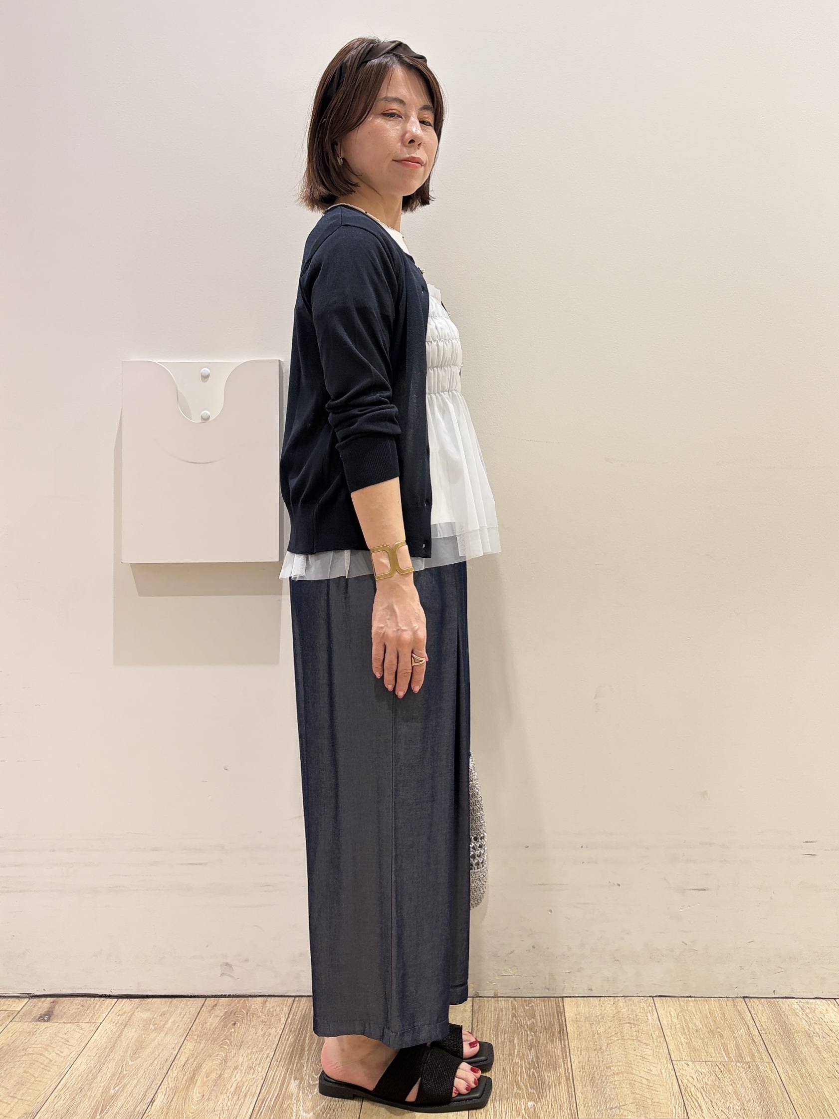 YUKOさんの「index｜サテンねじりデザインカチューシャ」を使ったコーディネート