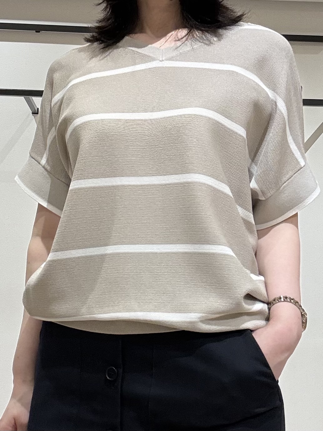 yさんの「UNTITLED｜【11色展開/体型カバー】前後2WAYフレンチスリーブニット」を使ったコーディネート