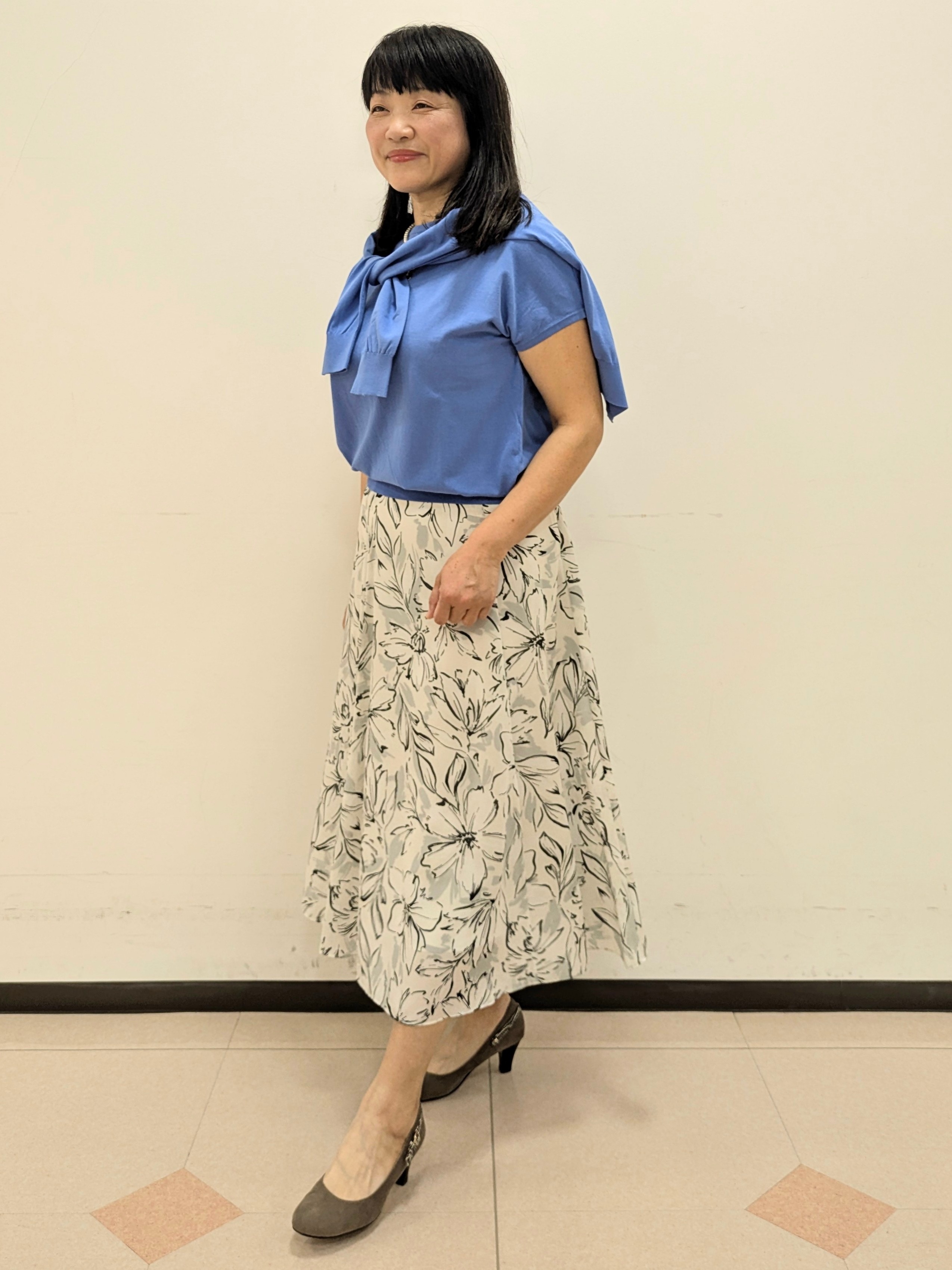 ともさんの「UNTITLED｜◆【9色展開/アンサンブル可】コットンクルーネックカーディガン」を使ったコーディネート