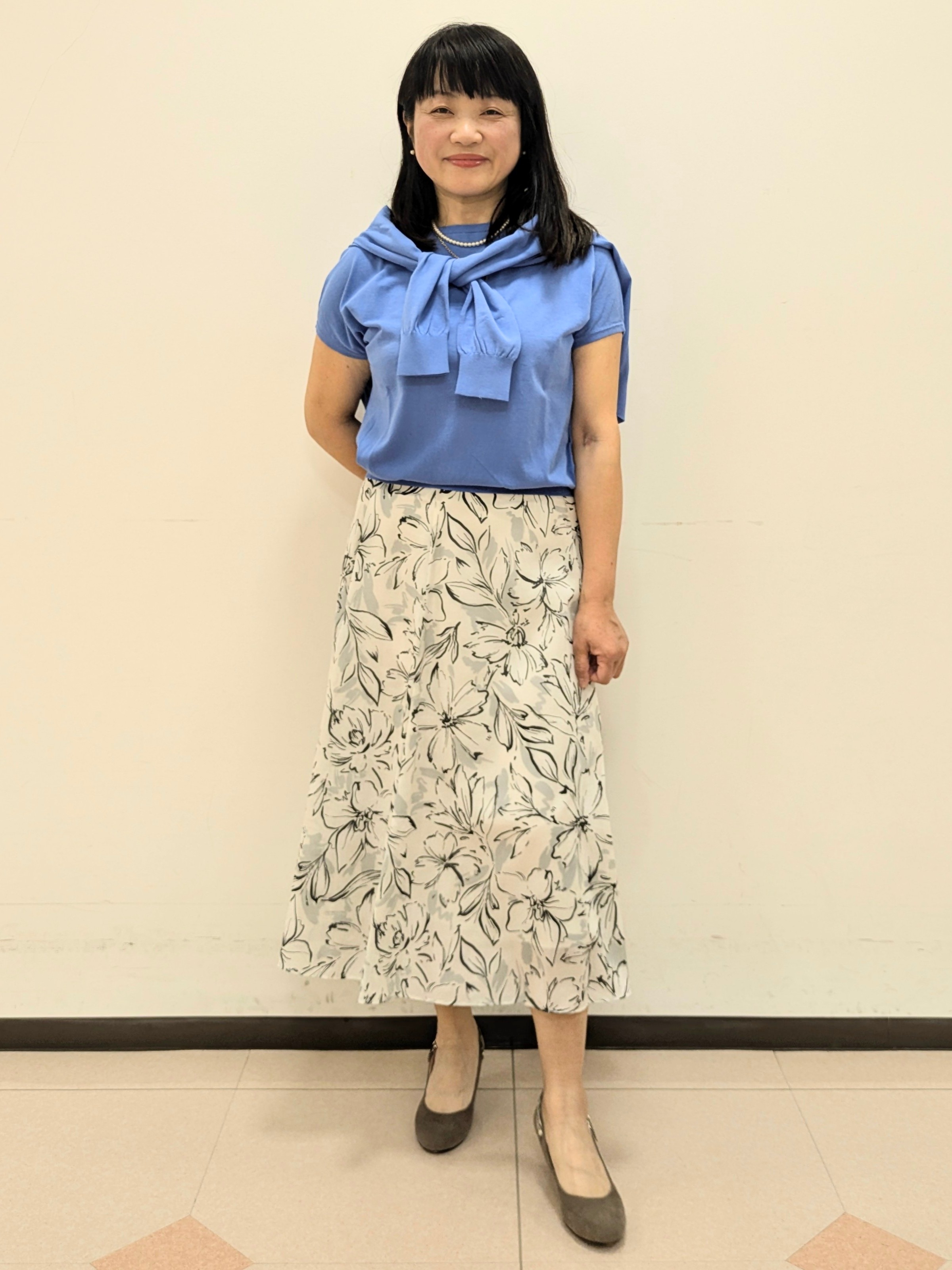 ともさんの「UNTITLED｜◆【9色展開/アンサンブル可】コットンクルーネックカーディガン」を使ったコーディネート
