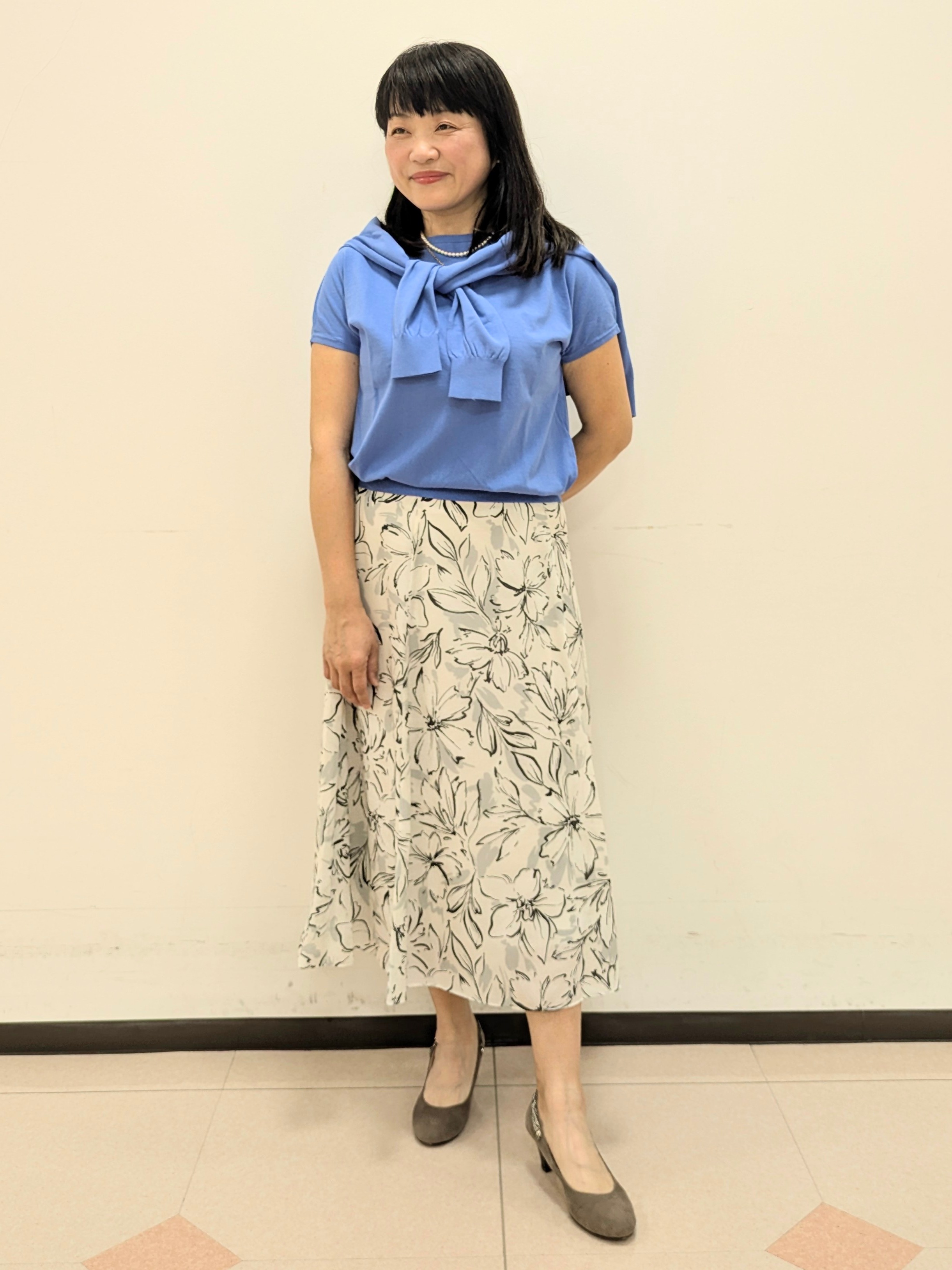 ともさんの「UNTITLED｜◆【9色展開/アンサンブル可】コットンクルーネックカーディガン」を使ったコーディネート