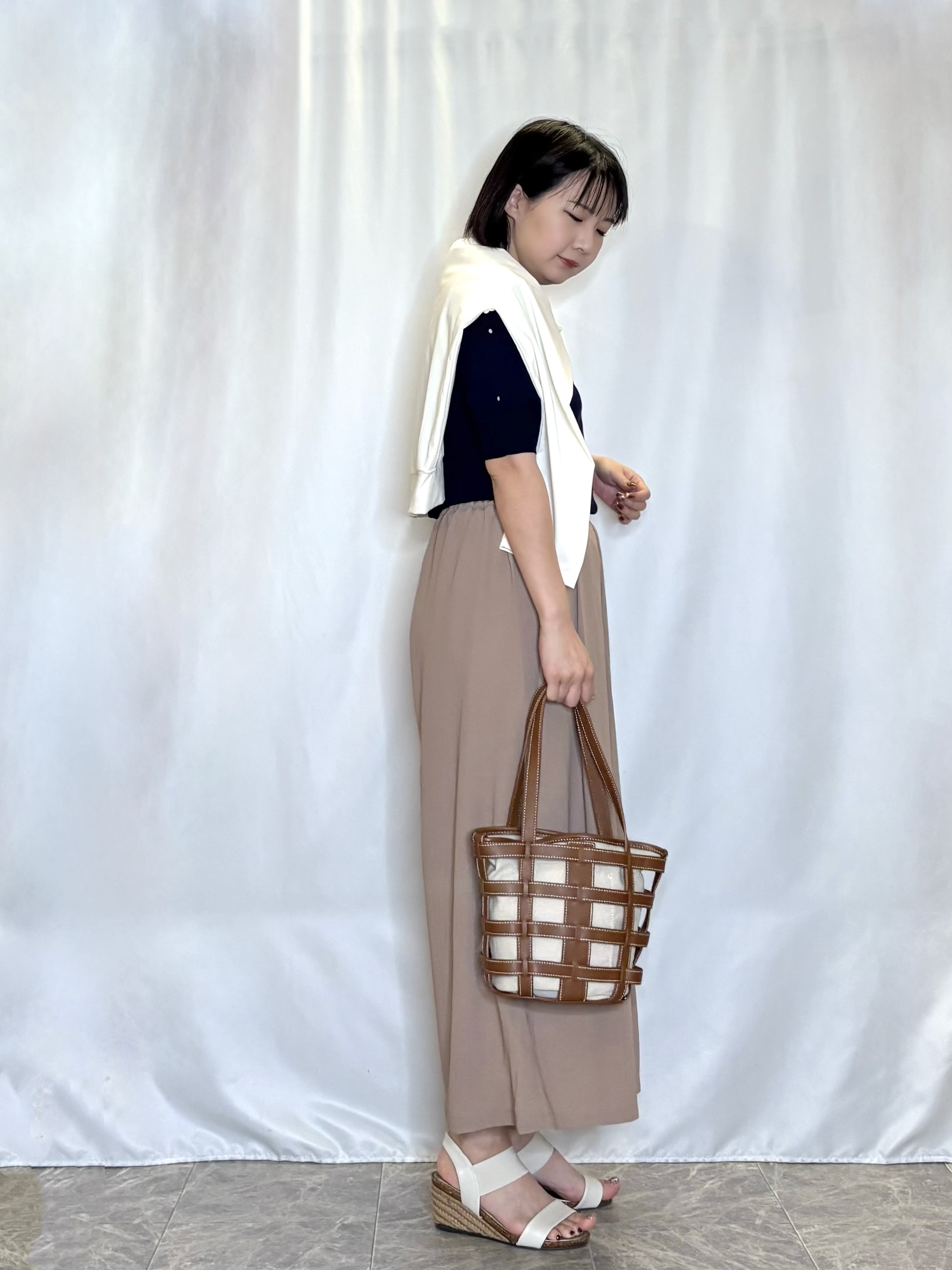 ネリさんの「SHOO･LA･RUE｜【UV/S-LL】着ごこちなめらか カノコ編みカーディガン」を使ったコーディネート