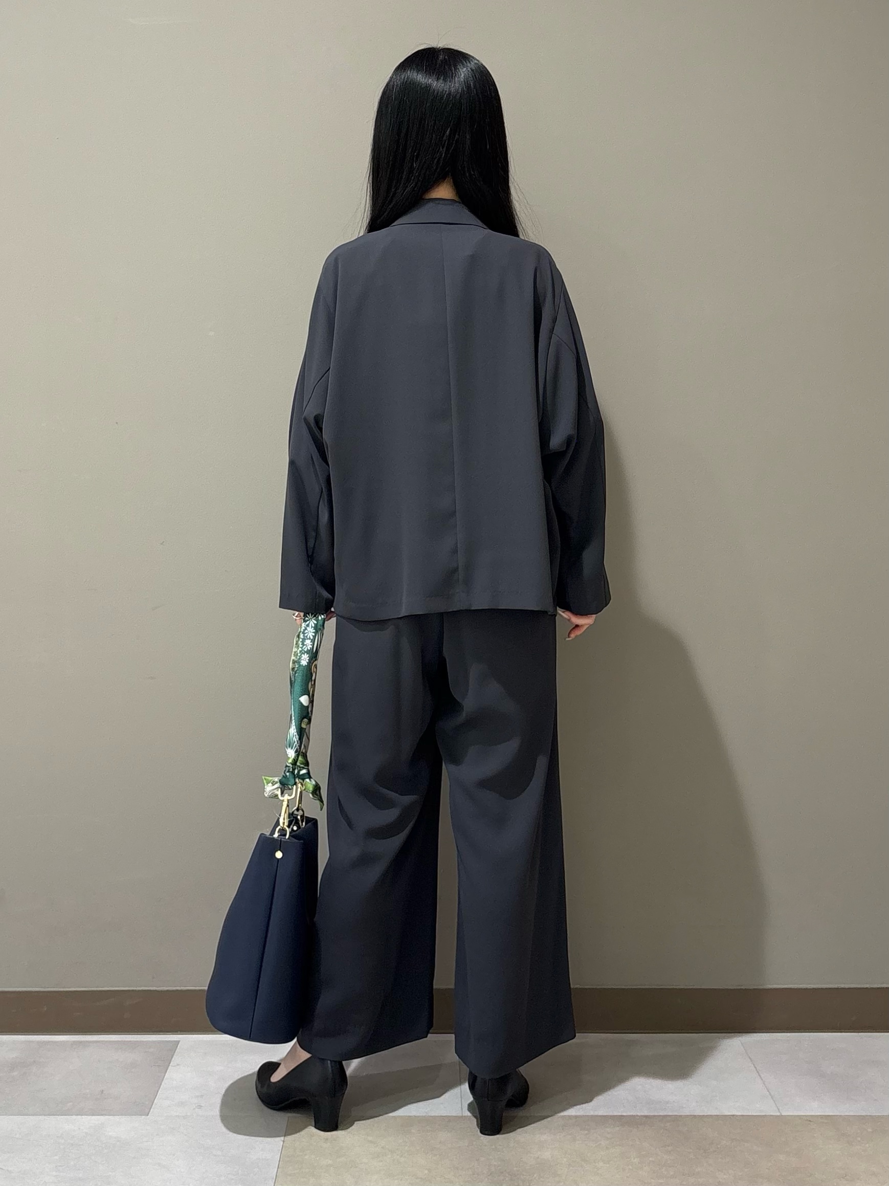 KEIKOさんの「INDIVI｜【接触冷感／透湿／着る日傘】ドルマンダブルジャケット」を使ったコーディネート