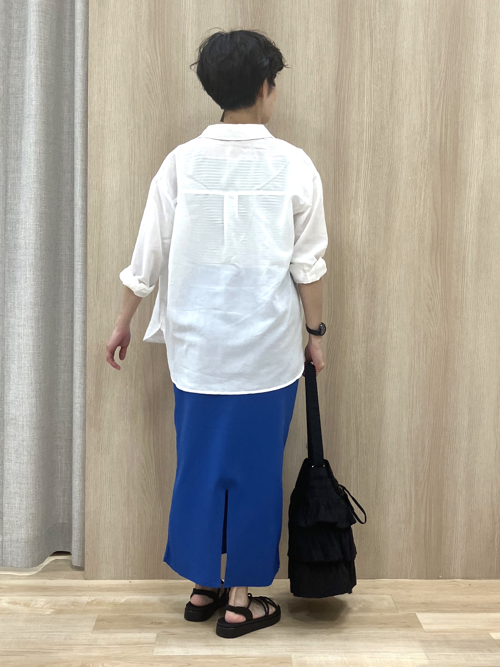 Keiさんの「grove｜【洗濯機OK】朝晩の気温差に◎軽やかシアーシャツ」を使ったコーディネート