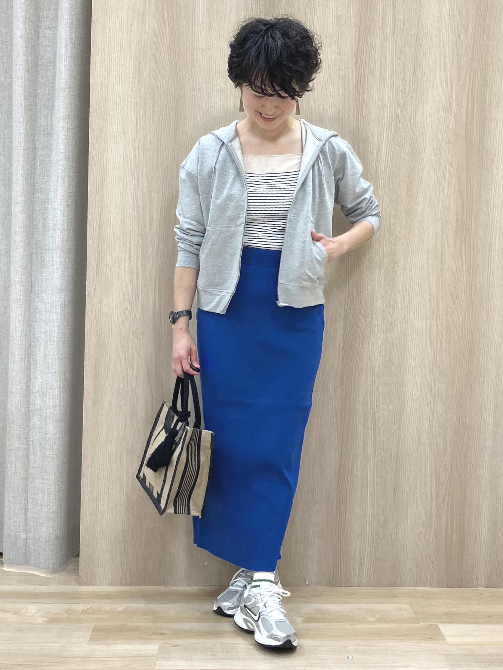 Keiさんの「grove｜【洗濯機OK】朝晩の気温差に◎軽やかシアーシャツ」を使ったコーディネート