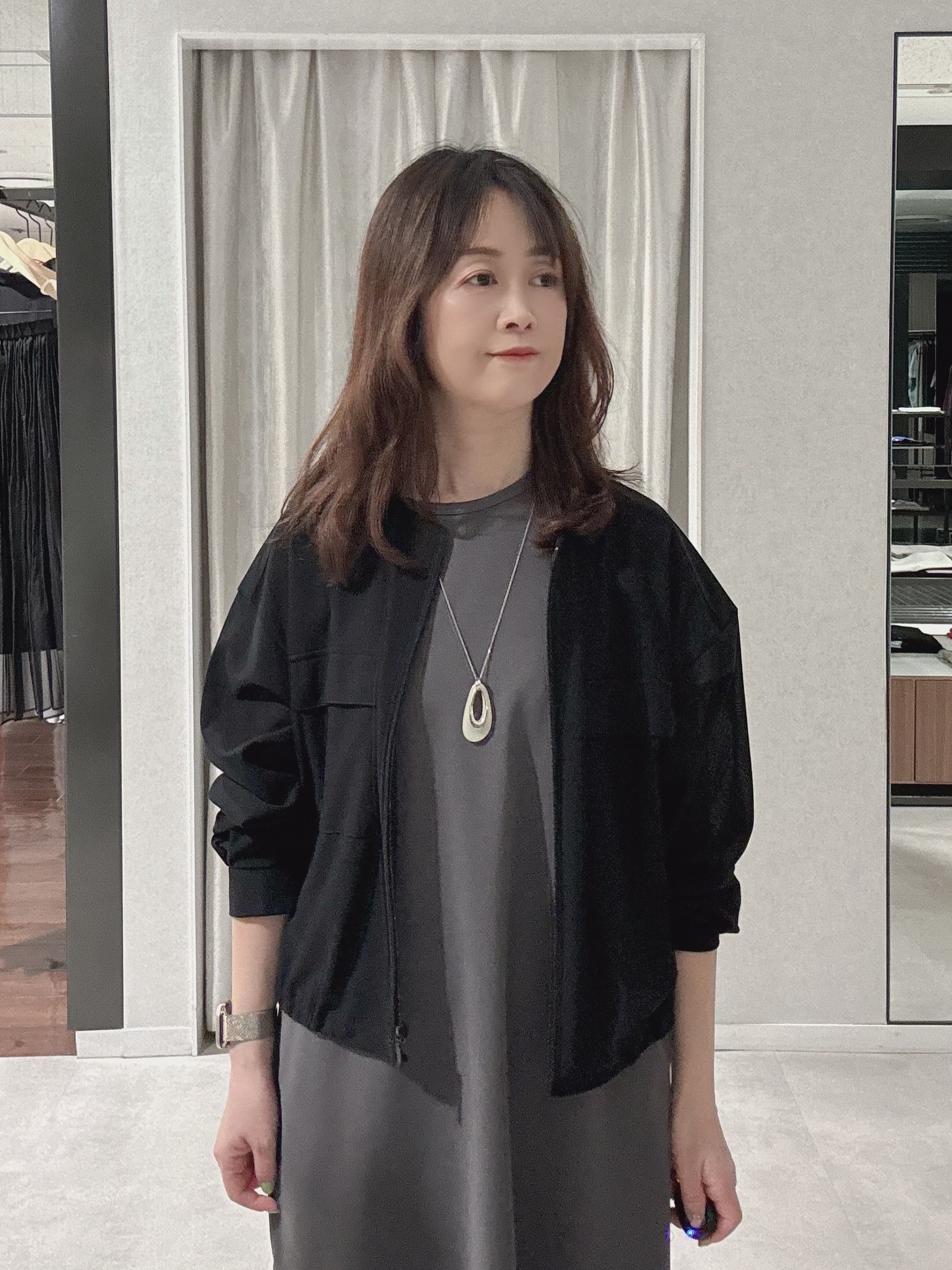 makiさんの「UNTITLED｜◆【洗える】シアーブルゾン」を使ったコーディネート