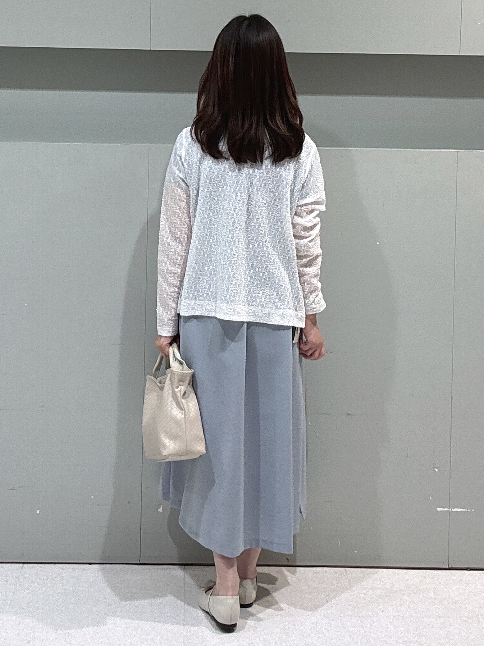 makiさんの「UNTITLED｜◆【シアー】ストレッチレースカーディガン」を使ったコーディネート