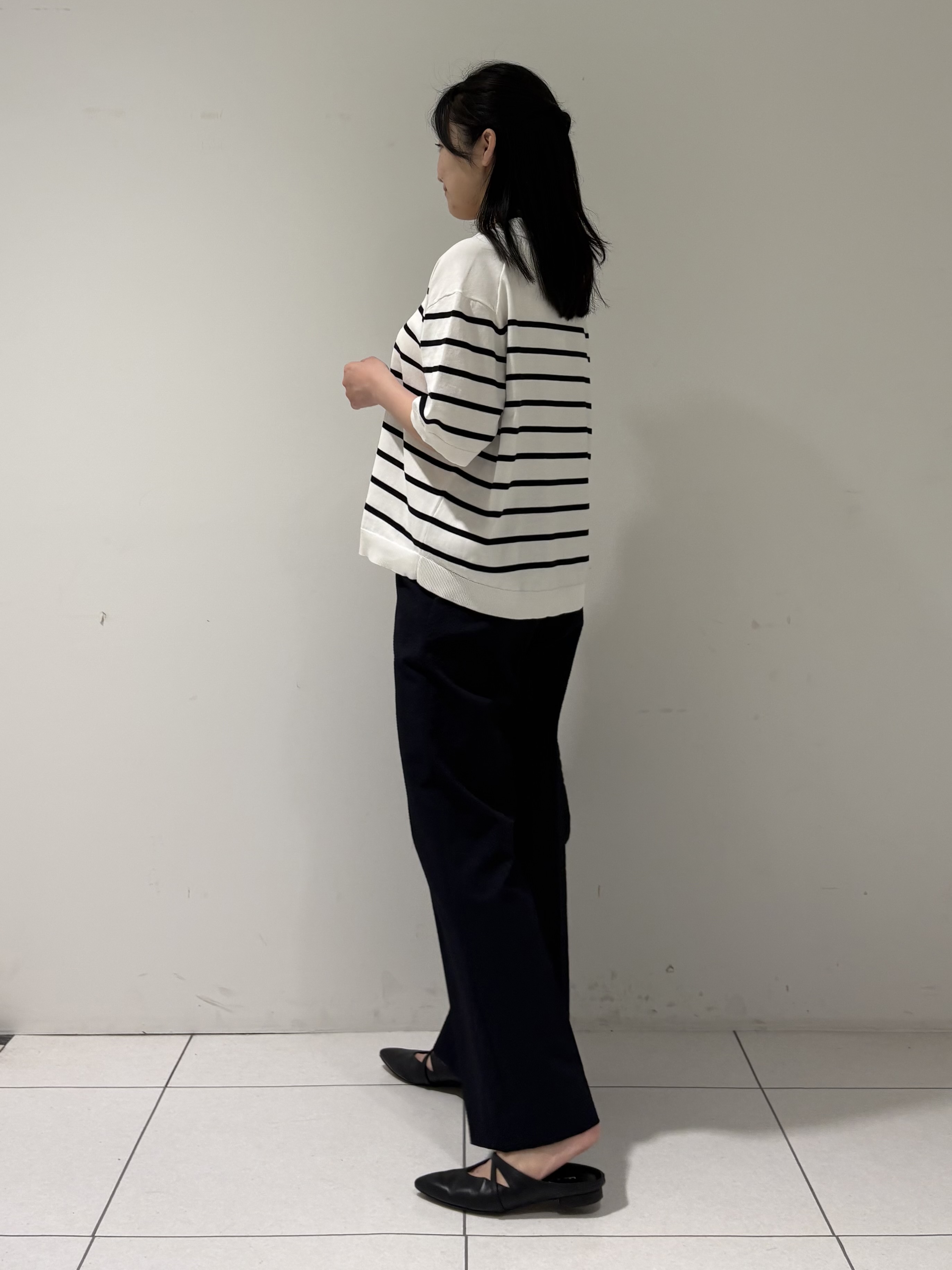 momokoさんの「INDIVI｜【洗える／コットン】ドライタッチさらりポロ襟ニットT」を使ったコーディネート