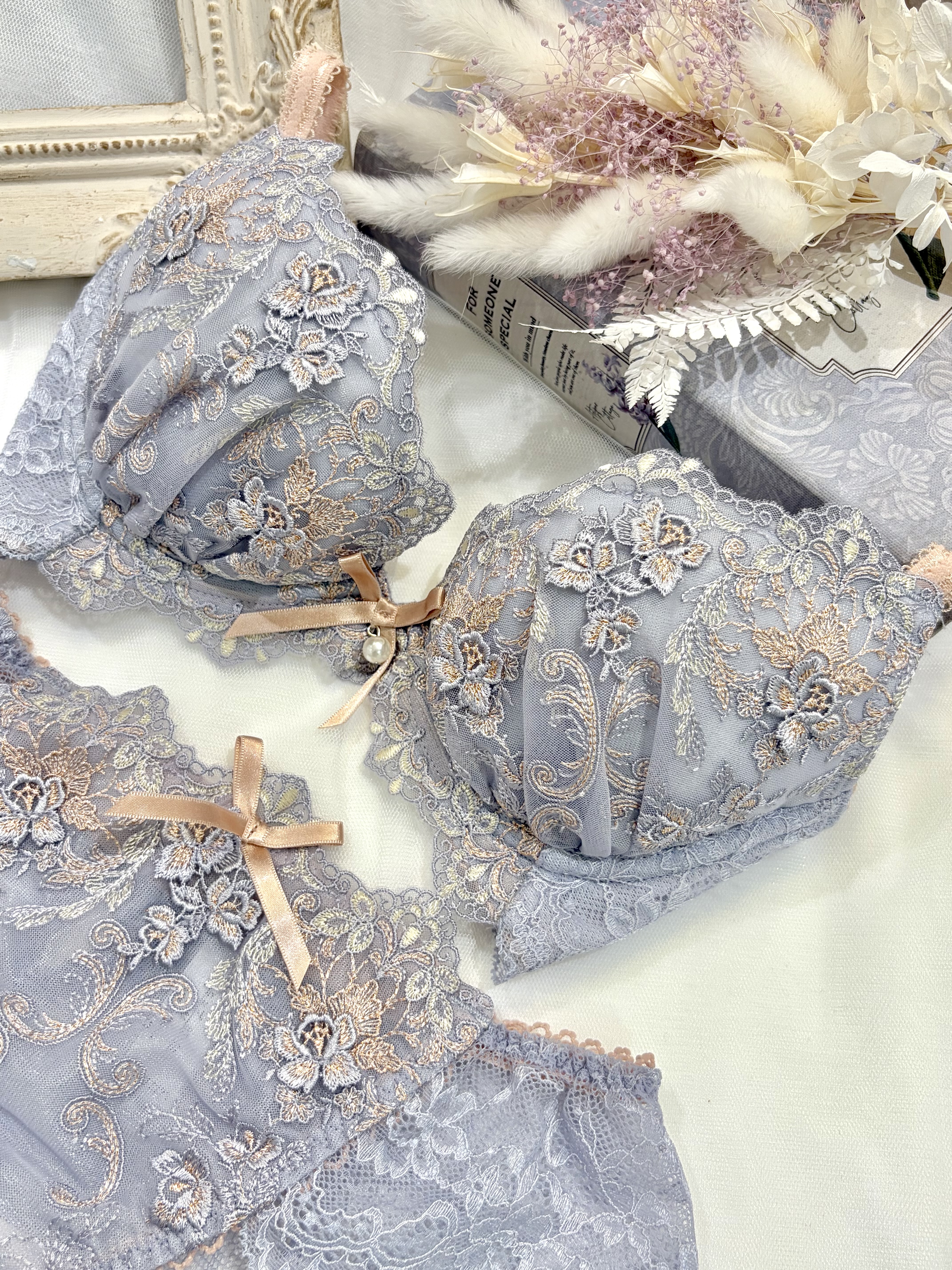 Rieさんの「Risa Magli｜カタリーナ ブラジャー (B-C) ＜V Make Type＞」を使ったコーディネート