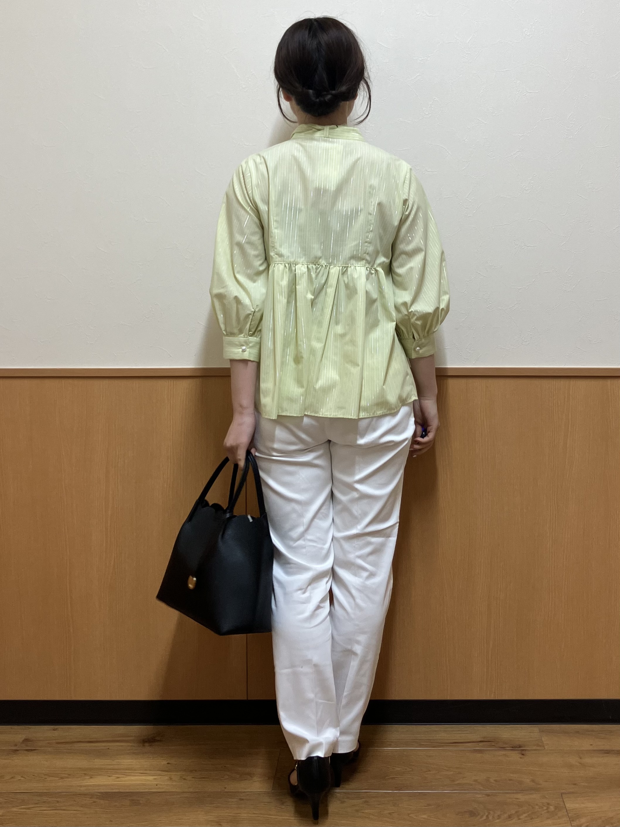 MAYUKIさんの「index｜ペプラムブラウス／ボウタイ取り外し可【洗濯機OK／イージーアイロン／防シワ】《XS～LL／8col》」を使ったコーディネート