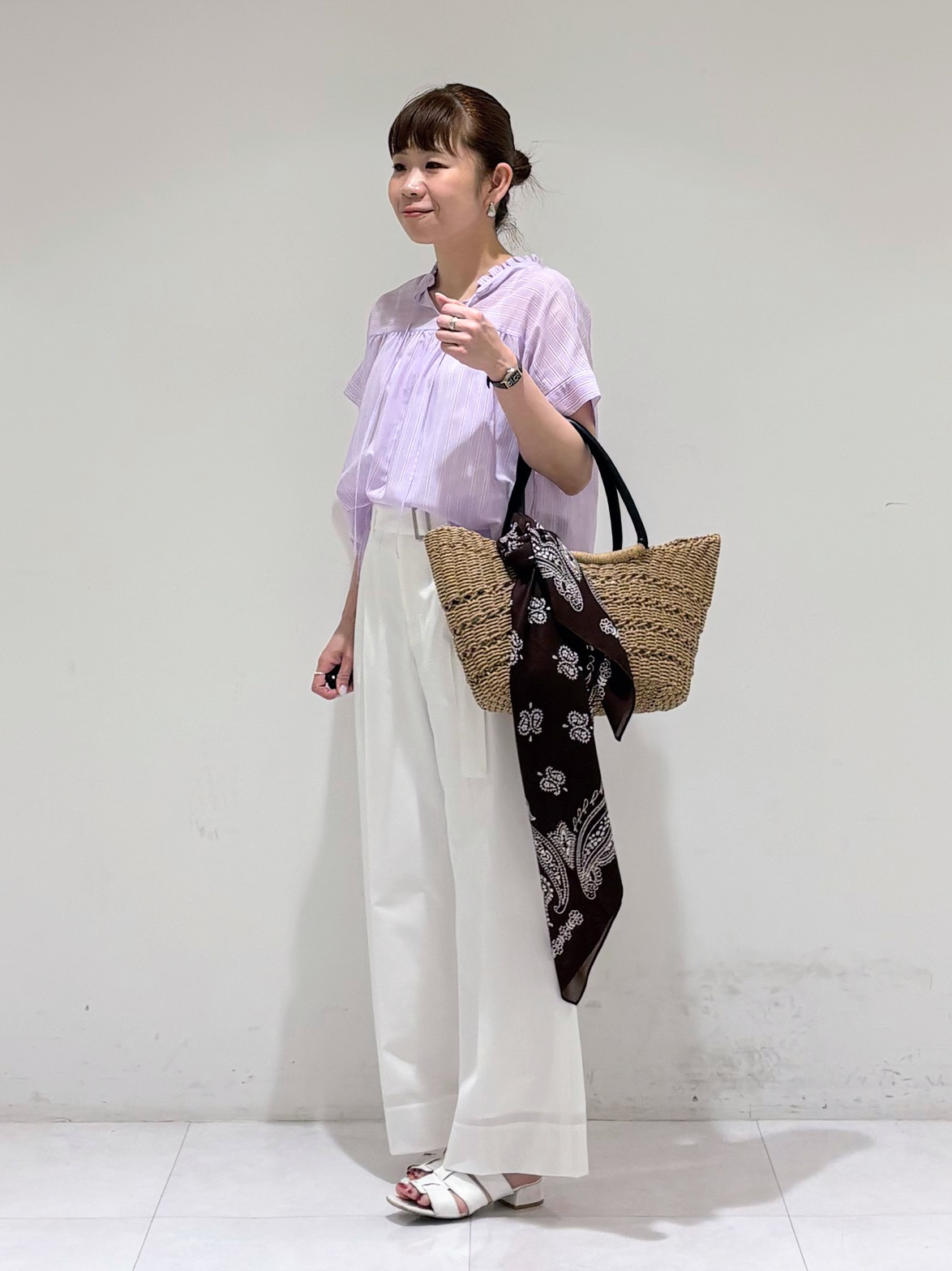 tsuyuさんの「INDIVI｜リネン調ペーズリースカーフ」を使ったコーディネート