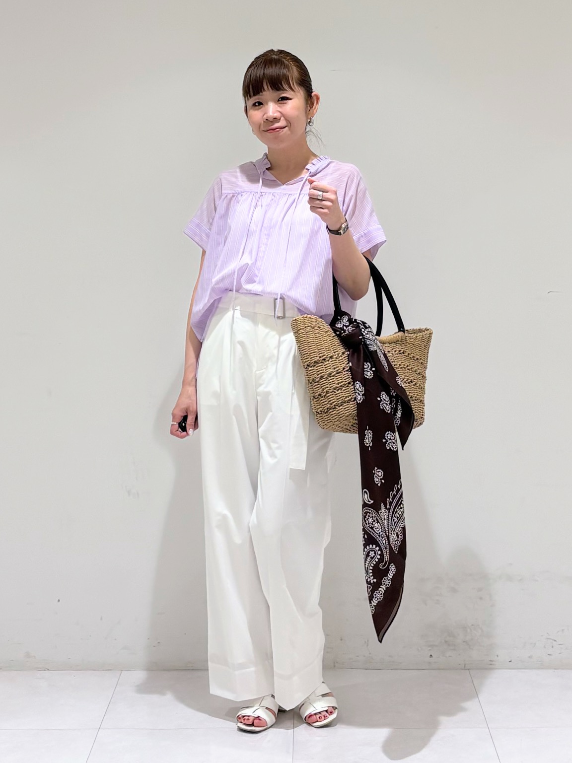 tsuyuさんの「INDIVI｜リネン調ペーズリースカーフ」を使ったコーディネート