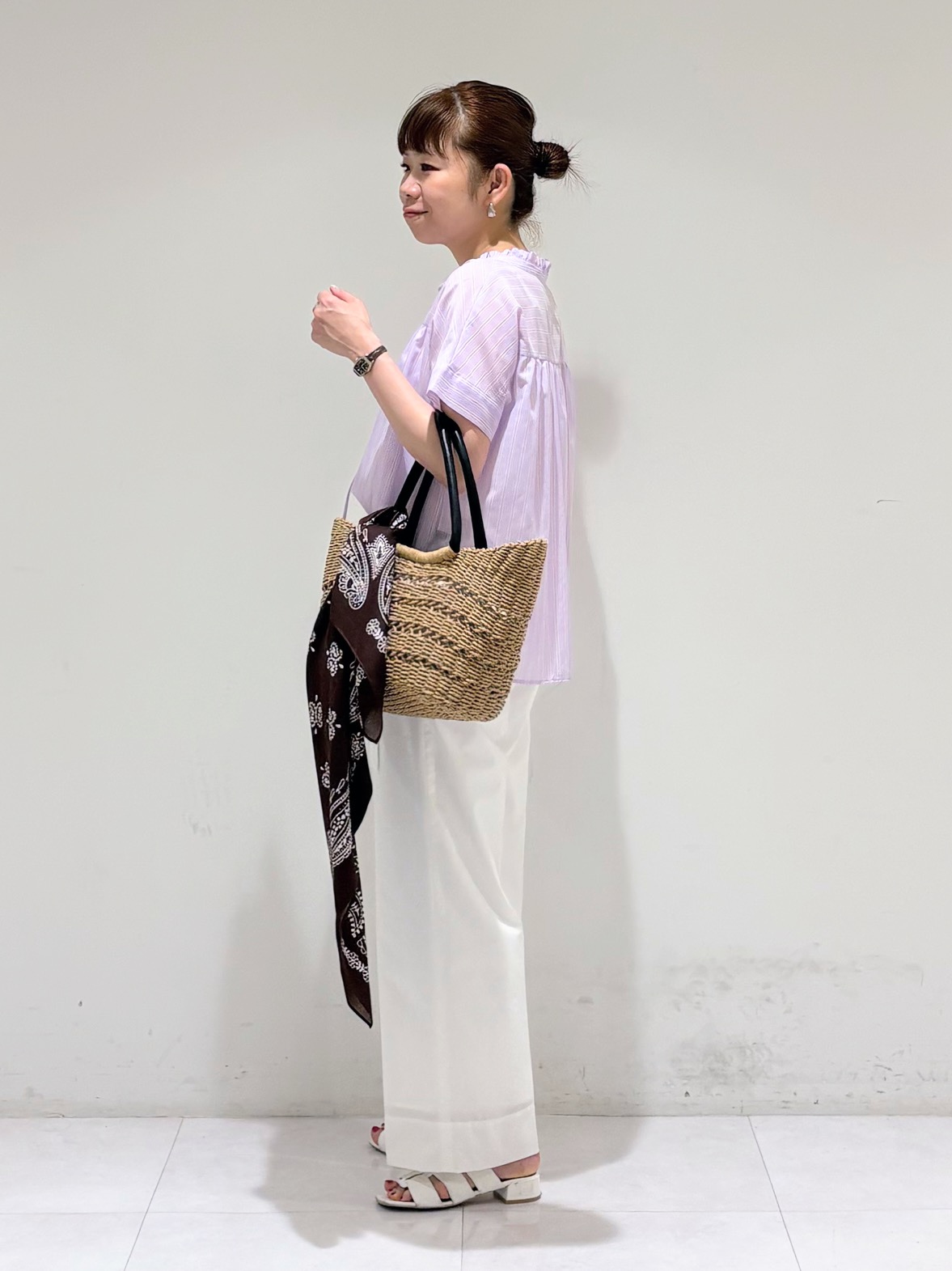 tsuyuさんの「INDIVI｜リネン調ペーズリースカーフ」を使ったコーディネート