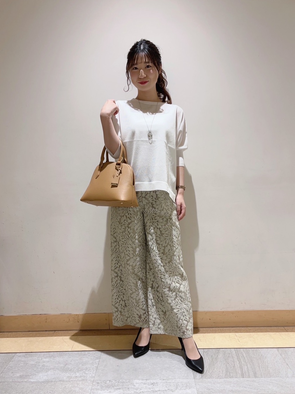 ユナさんの「UNTITLED｜【アンサンブル可/洗える】シアーレーヨンニット」を使ったコーディネート