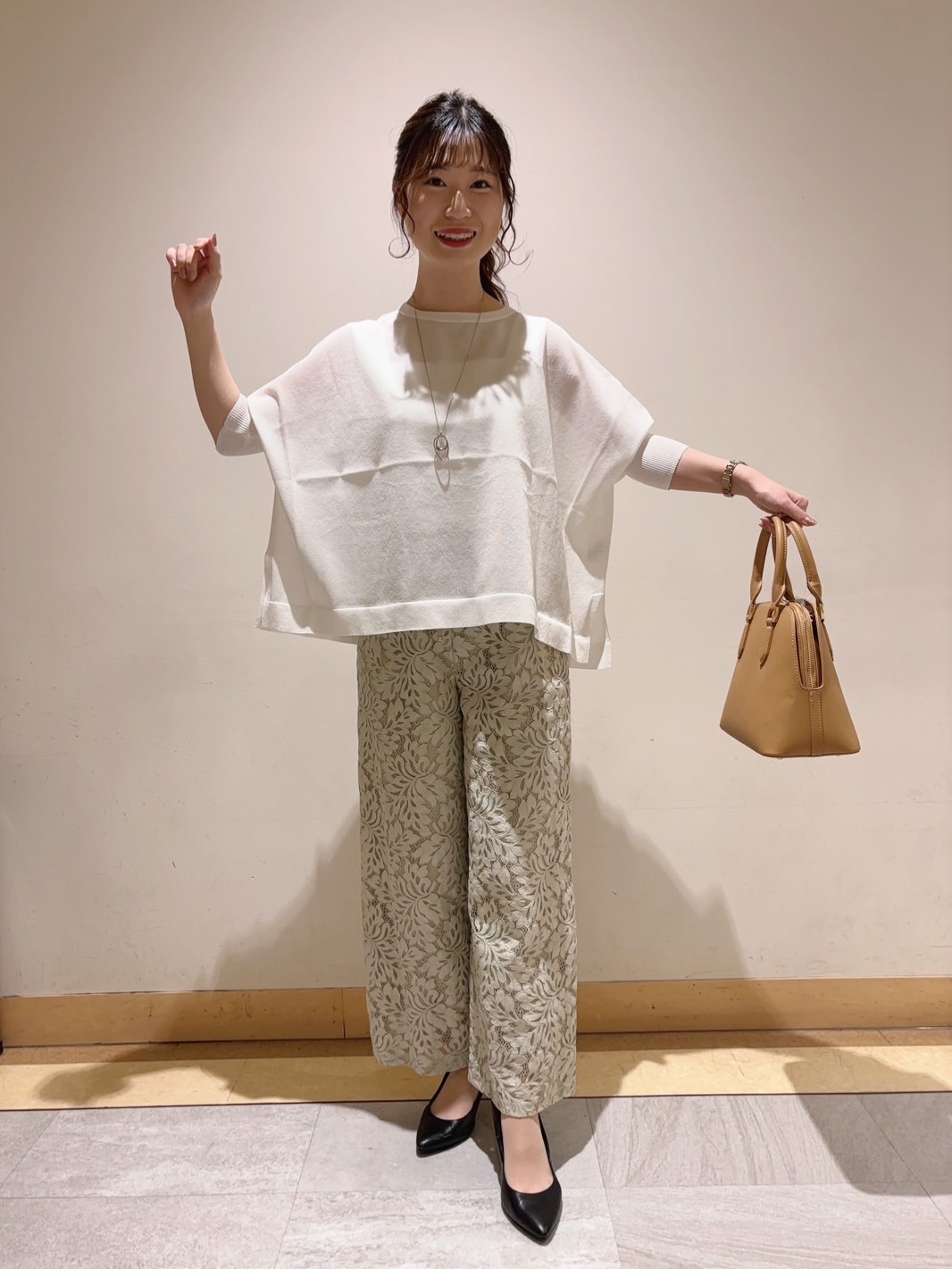 ユナさんの「UNTITLED｜【アンサンブル可/洗える】シアーレーヨンニット」を使ったコーディネート