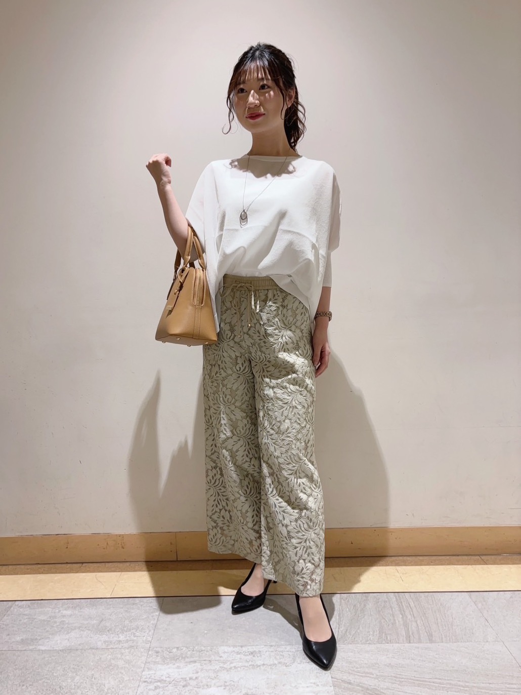 ユナさんの「UNTITLED｜【アンサンブル可/洗える】シアーレーヨンニット」を使ったコーディネート