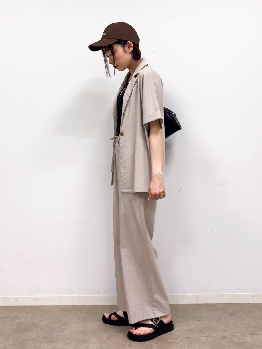 𝐜𝐡𝐢𝐤𝐚さんの「SHOO･LA･RUE｜【高レビュー/洗濯機可/セットアップ可】軽凛(かろりん) 半袖ジャケット」を使ったコーディネート