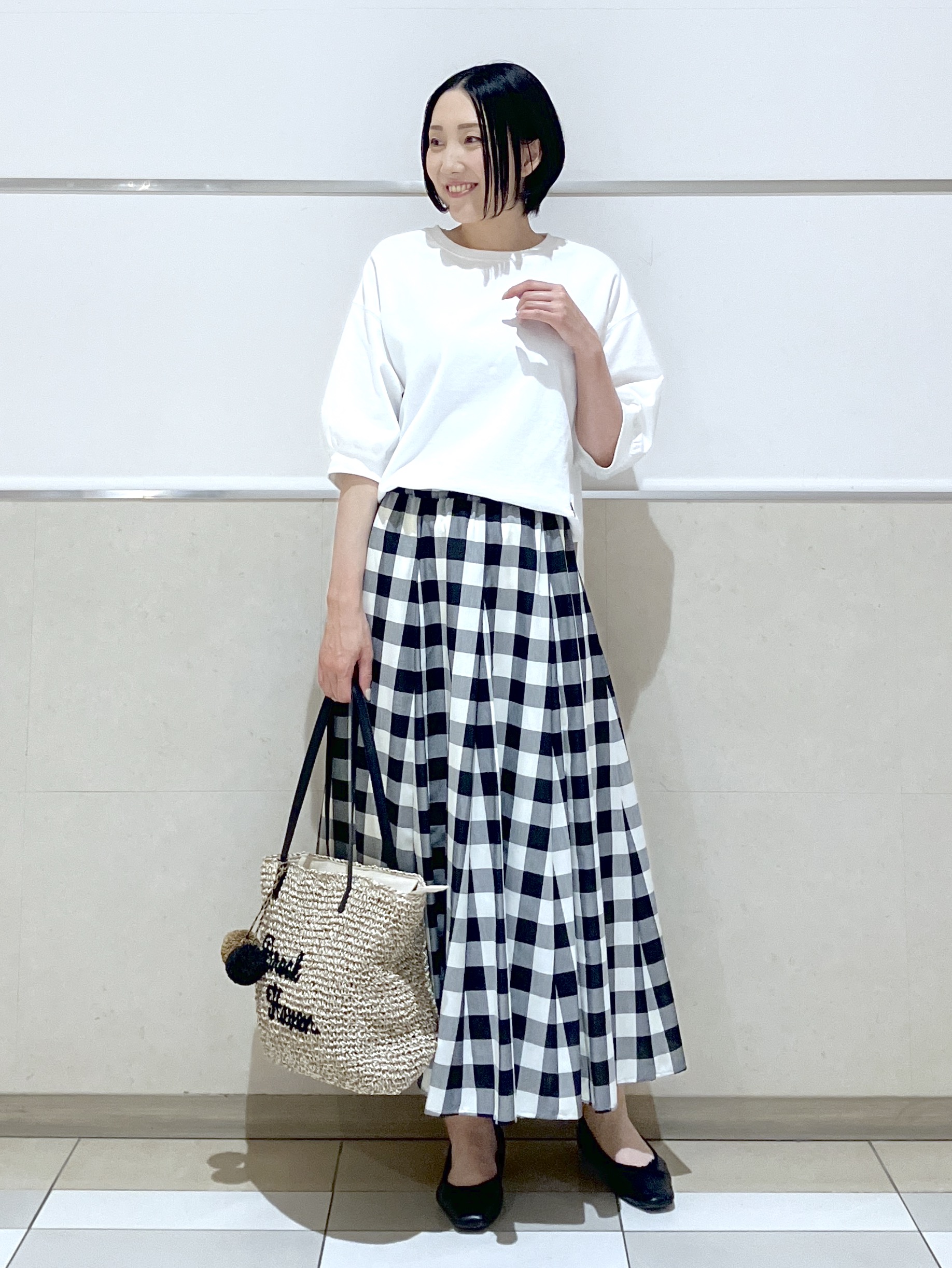 eriko さんの「Dessin｜【360度可愛い】バックヘンリーカットソー5分袖」を使ったコーディネート
